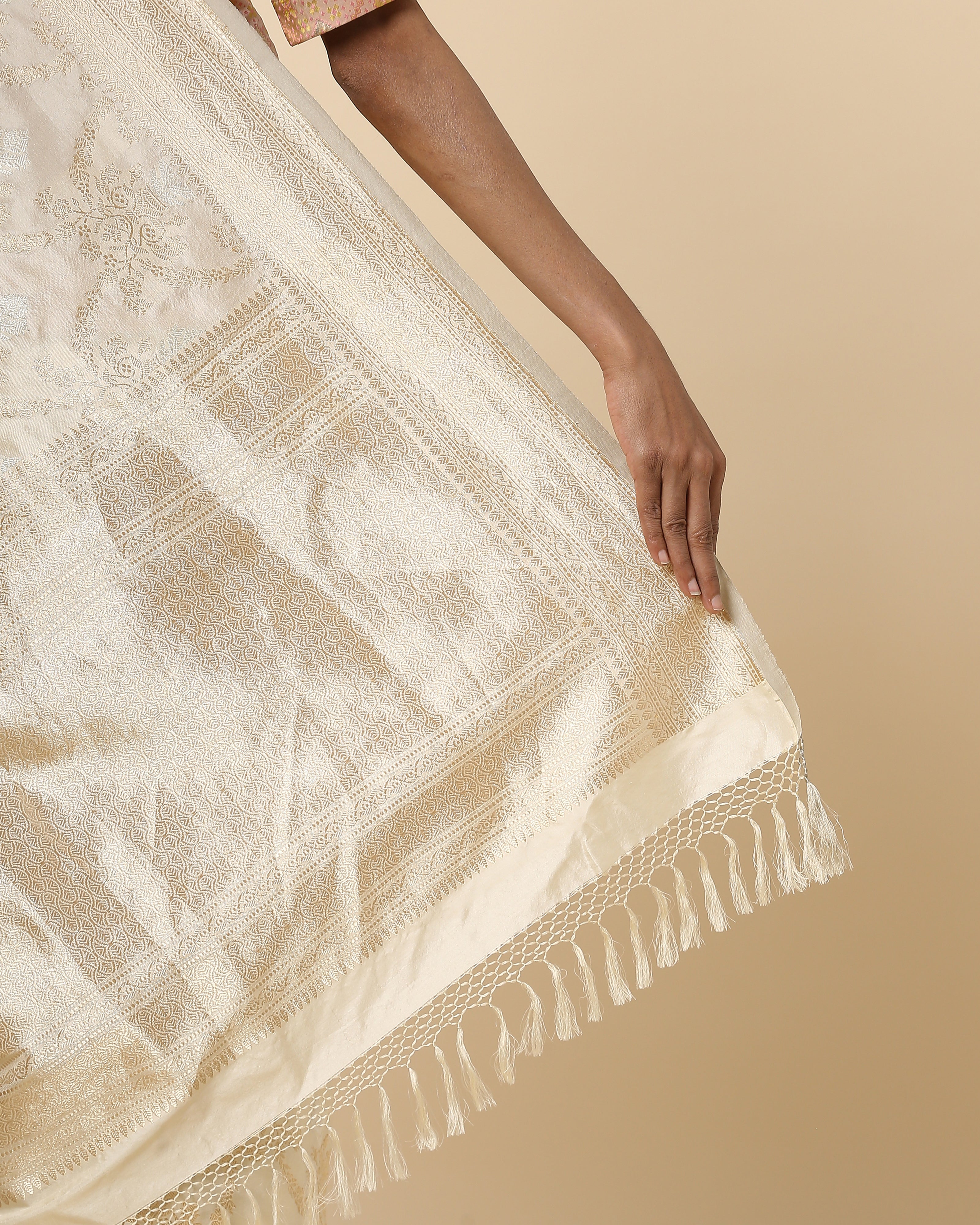 Yousha Banarasi Kadwa Silk Saree