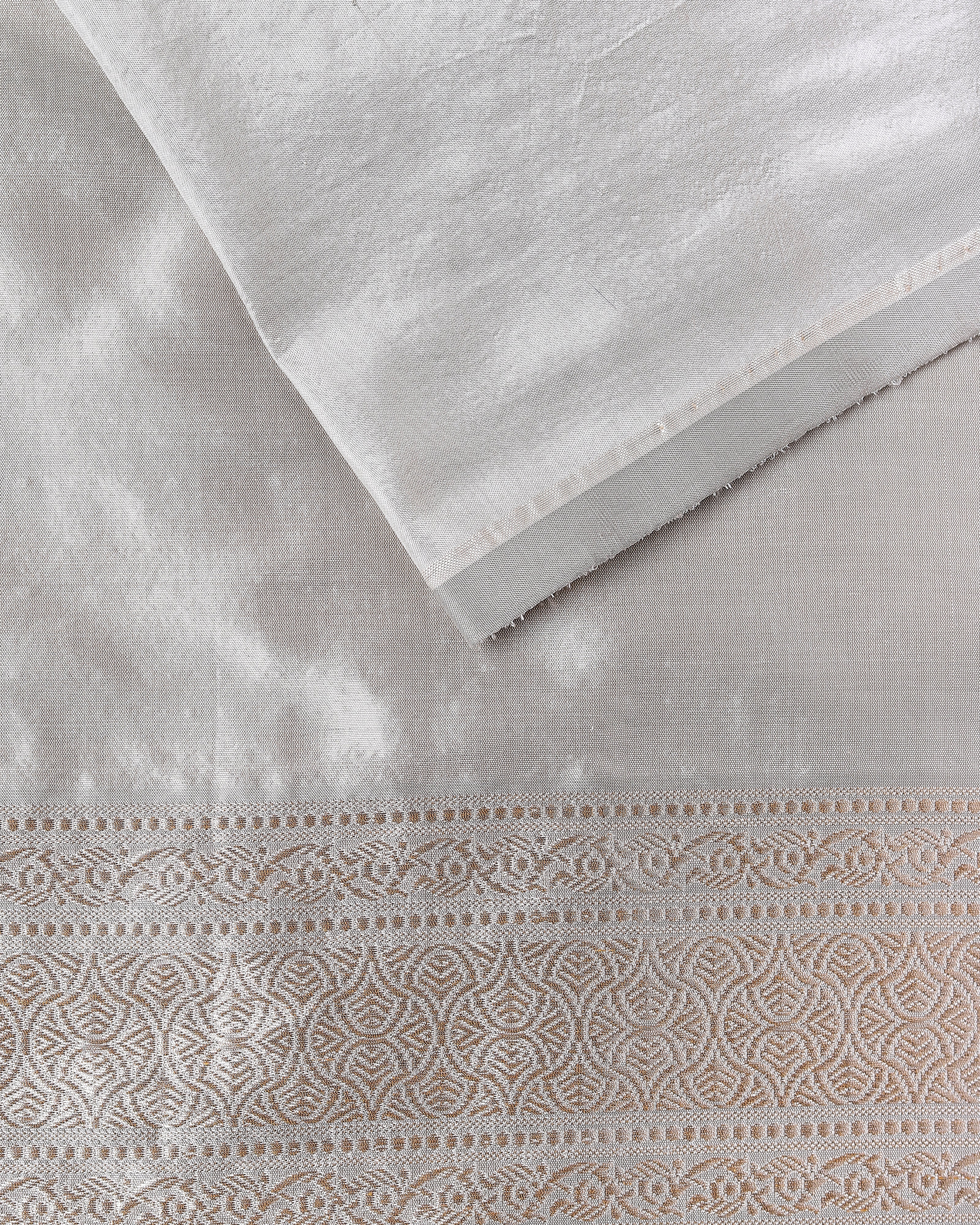 Yousha Banarasi Kadwa Silk Saree