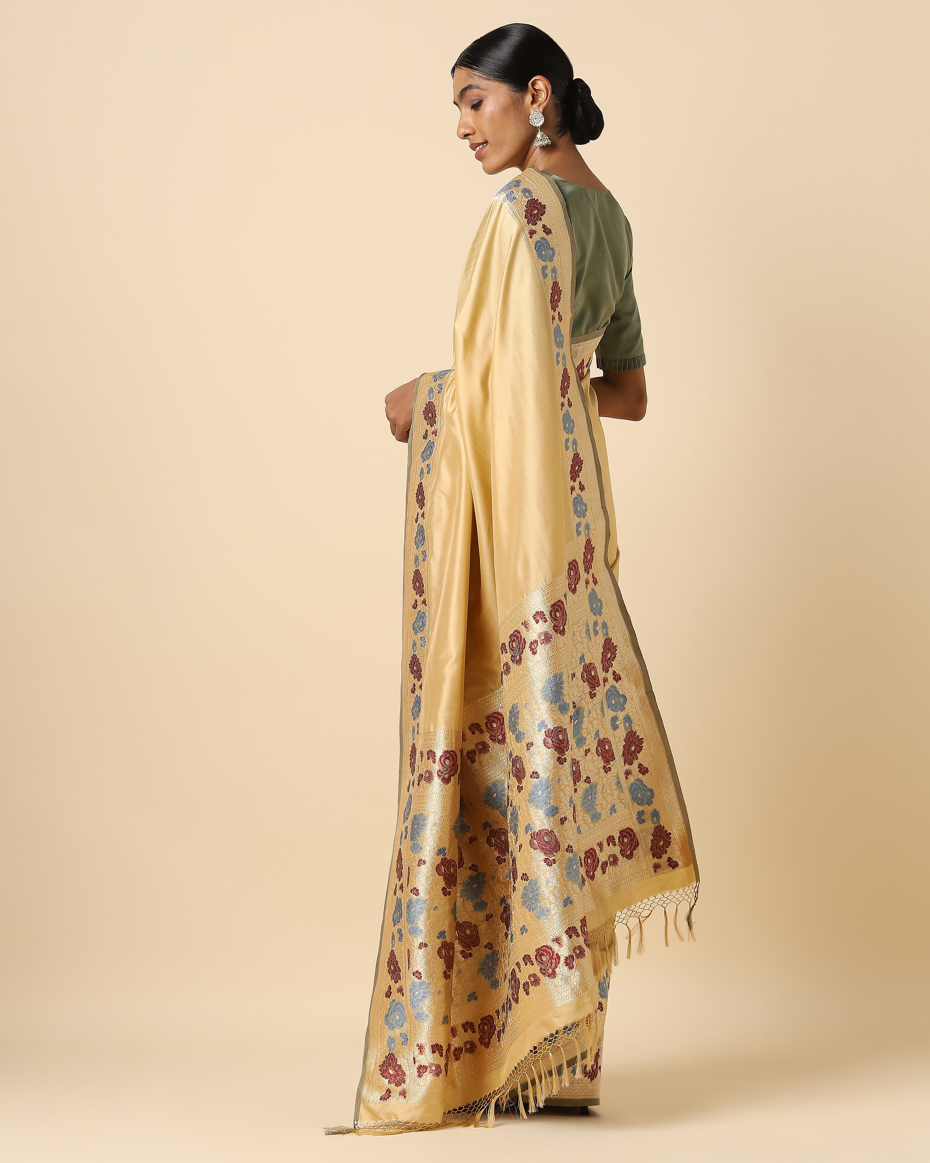 Aadvika Banarasi Kadwa Silk Saree