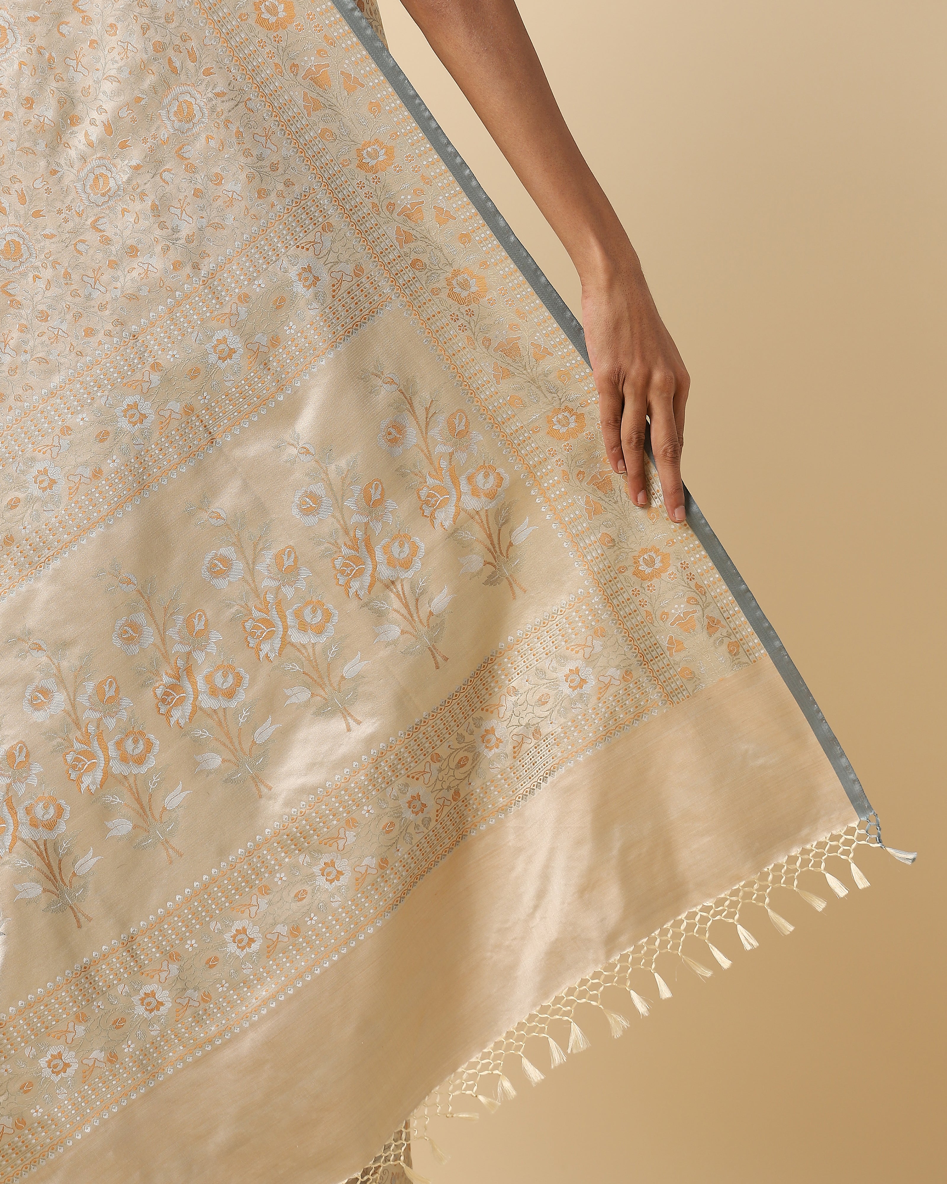 Edhitha Banarasi Tanchoi Silk Saree