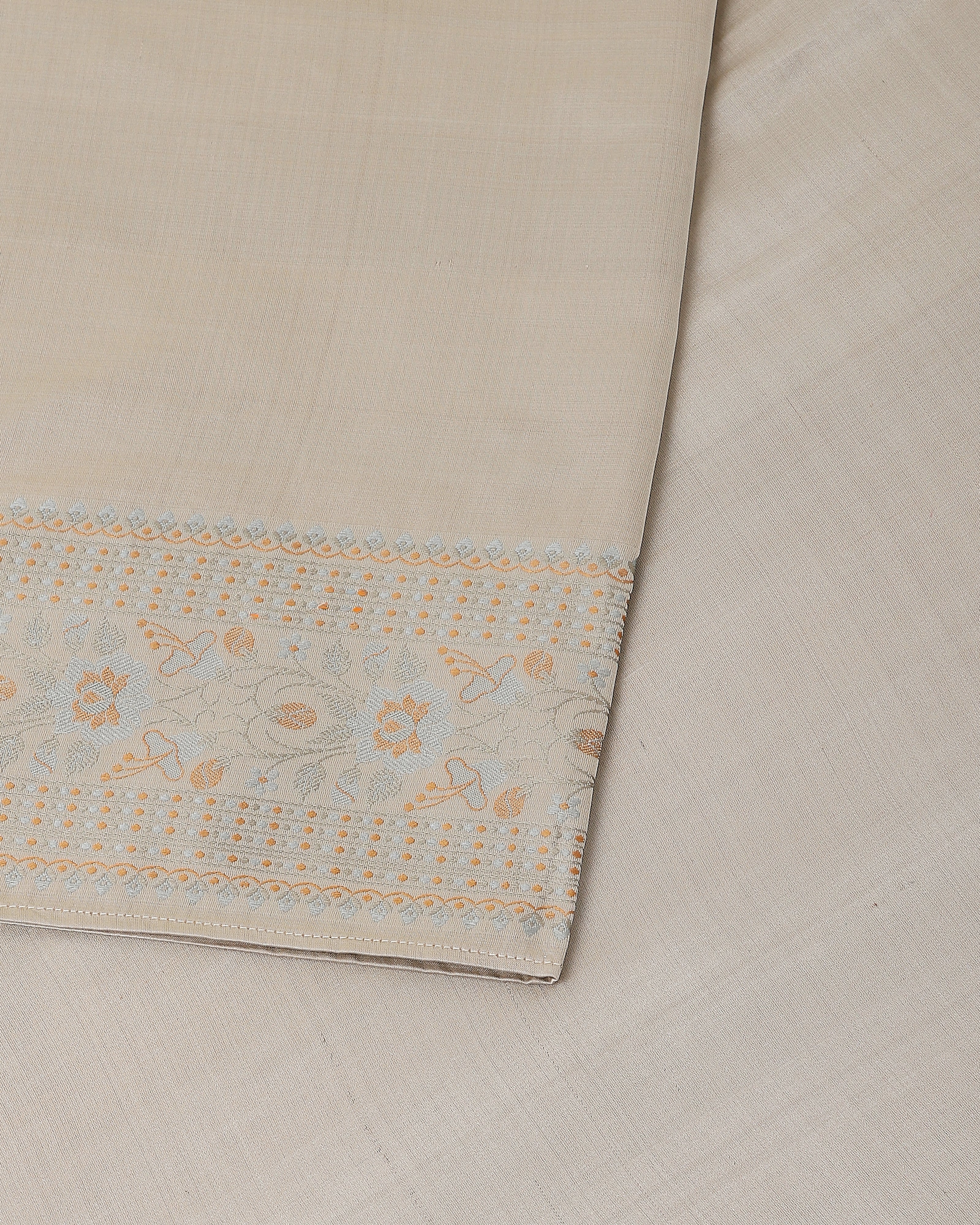 Edhitha Banarasi Tanchoi Silk Saree