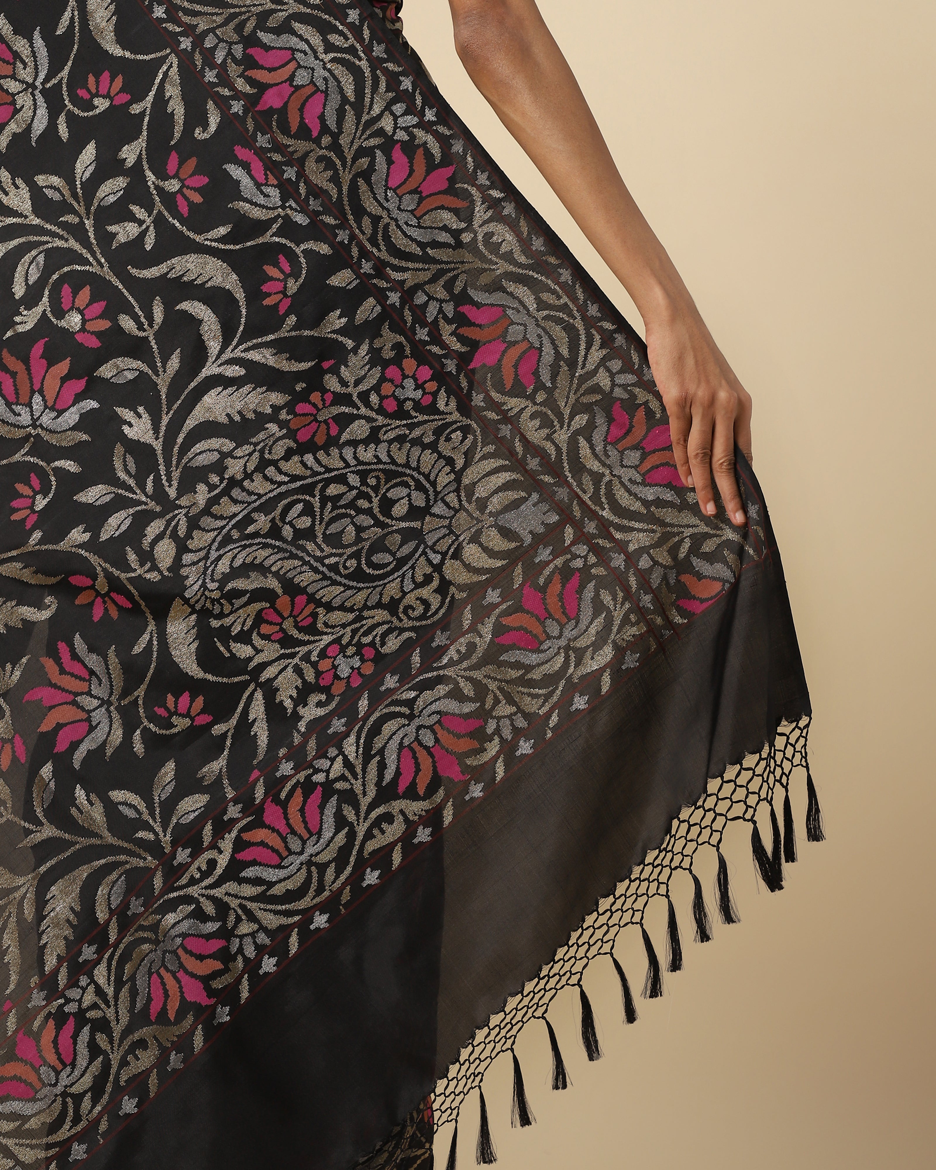 Naionika Banarasi Jamdani Silk Saree