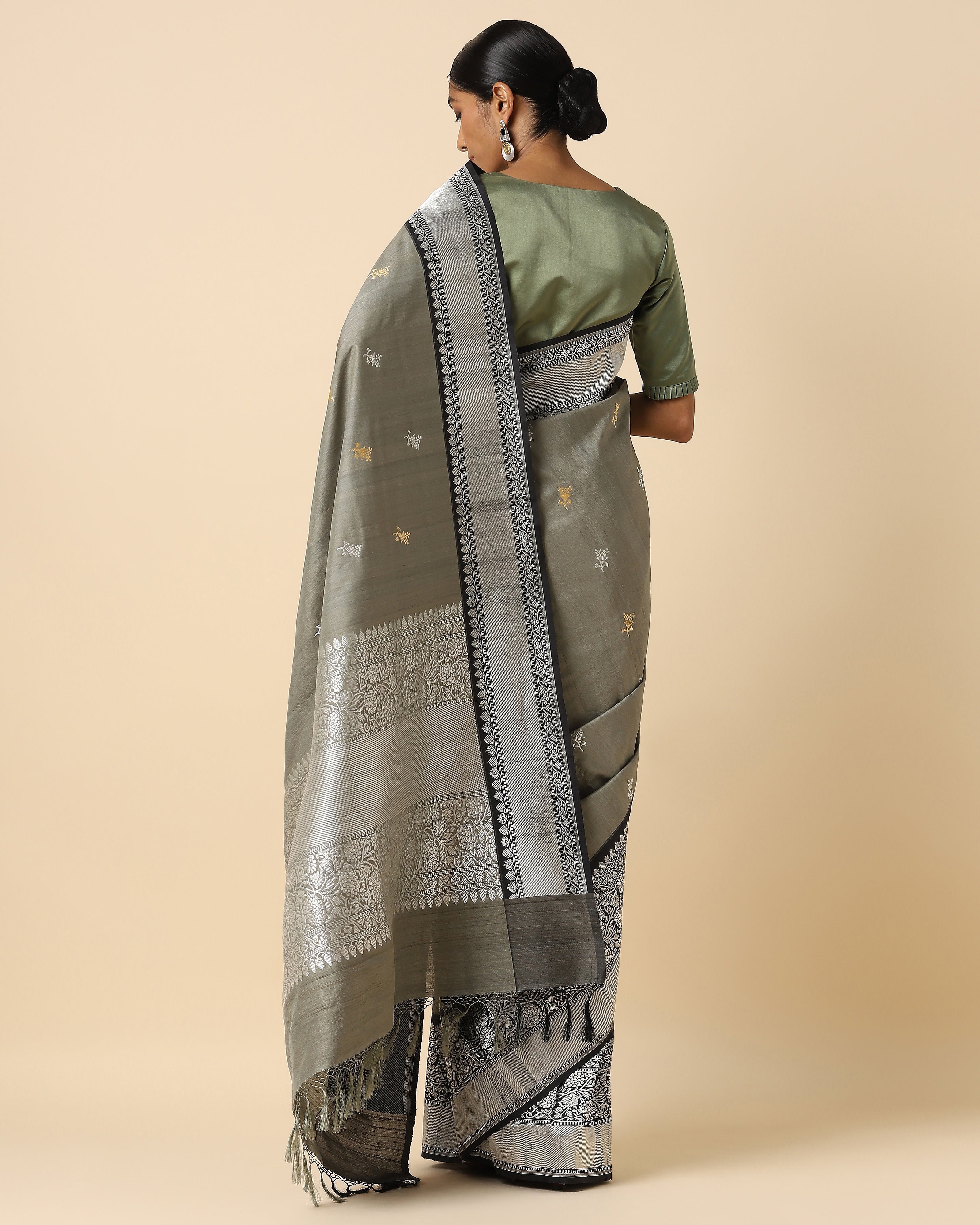 Sarva Banarasi Kadwa Silk Saree