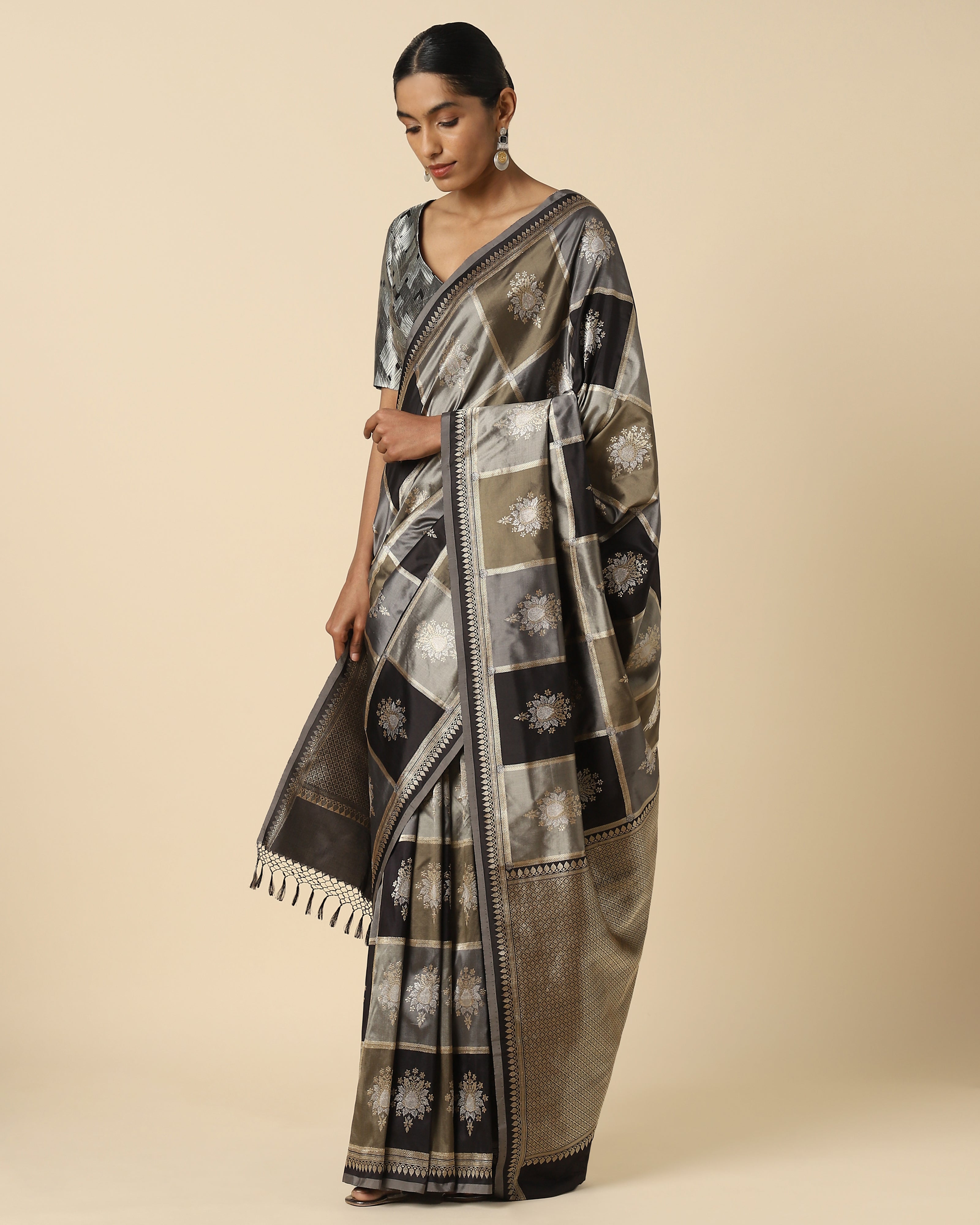 Dayita Banarasi Rangkaat Silk Saree