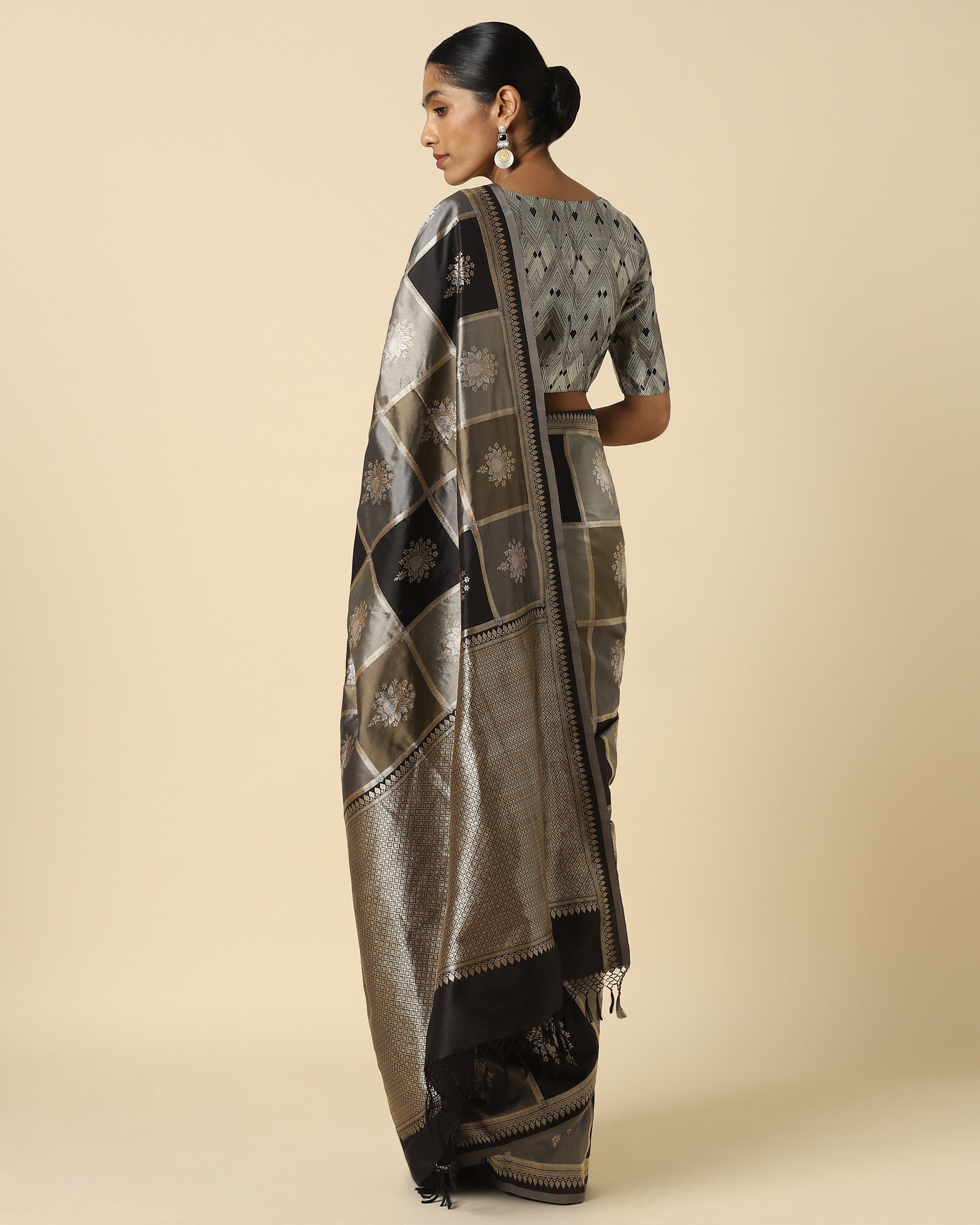 Dayita Banarasi Rangkaat Silk Saree