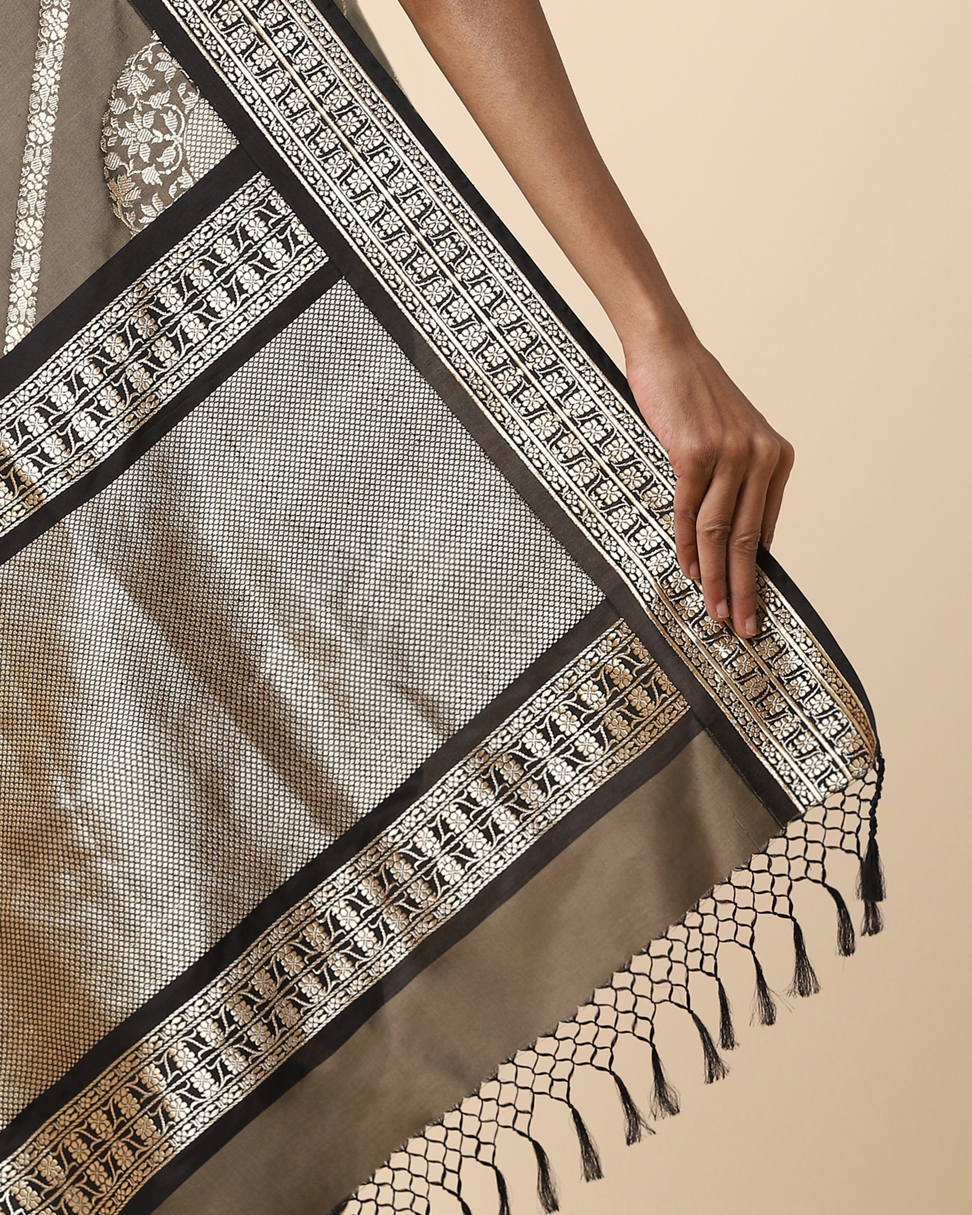 Aloka Banarasi Rangkaat Silk Saree