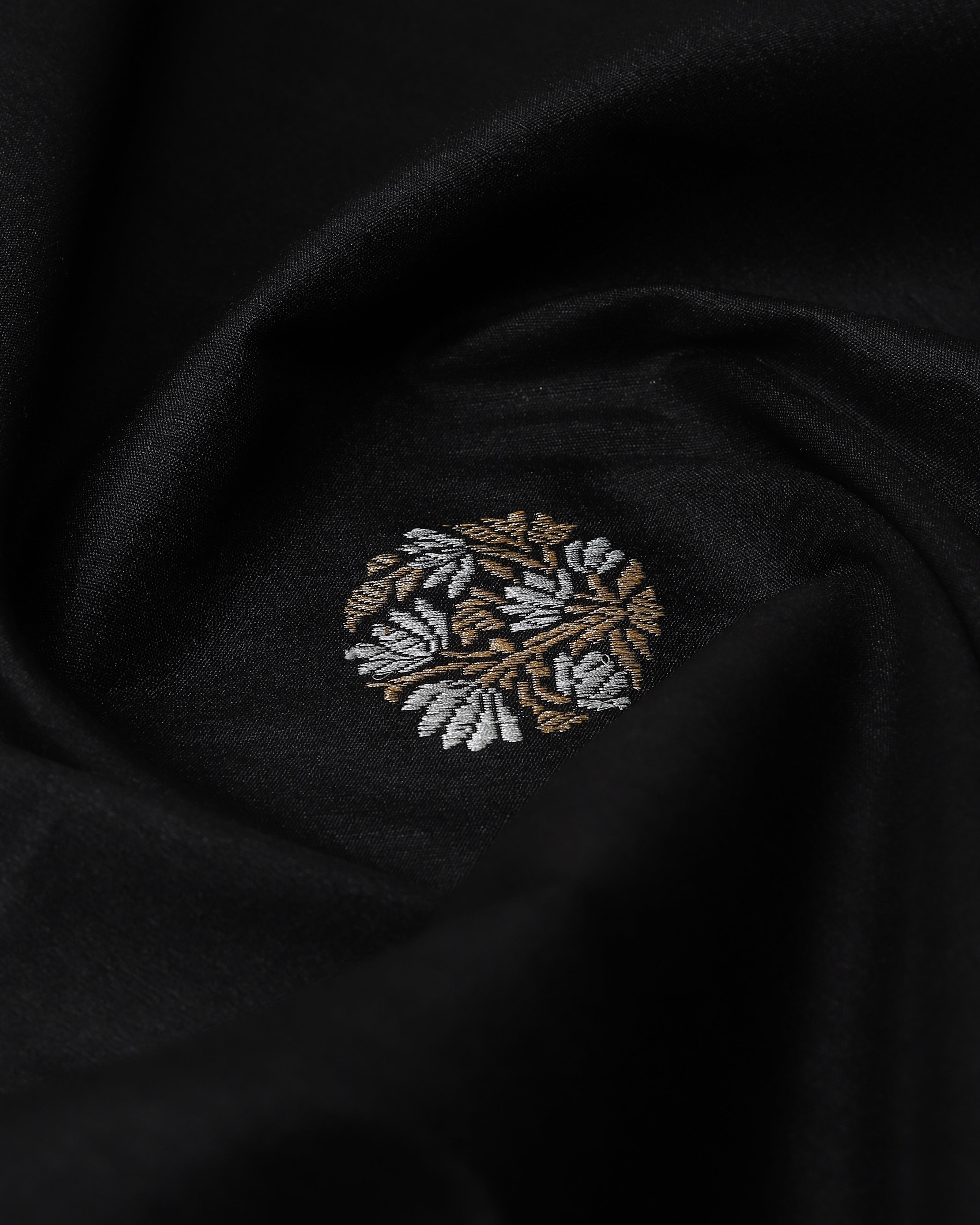 Hansal Banarasi Kadwa Silk Saree