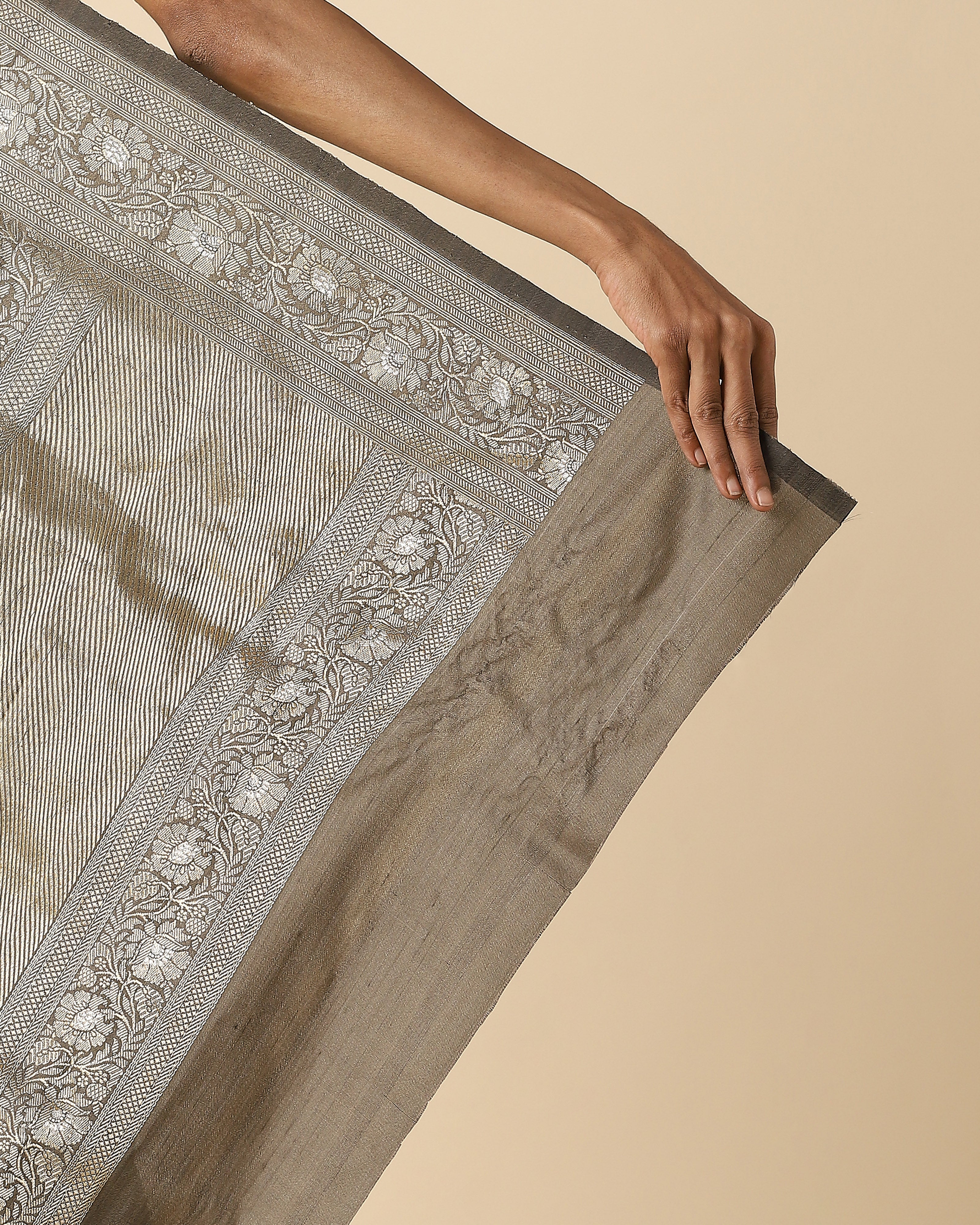 Hansal Banarasi Kadwa Silk Saree