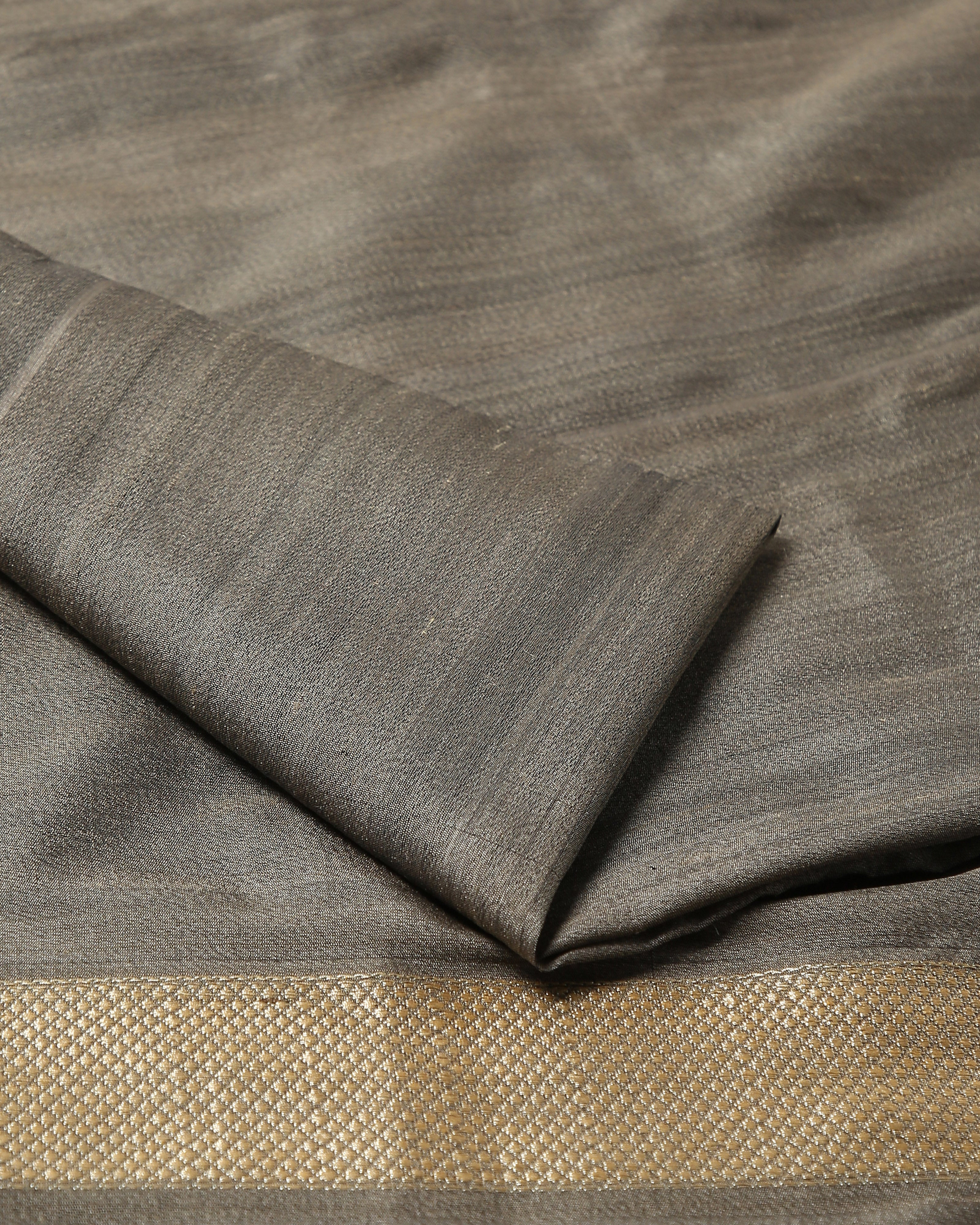 Hansal Banarasi Kadwa Silk Saree