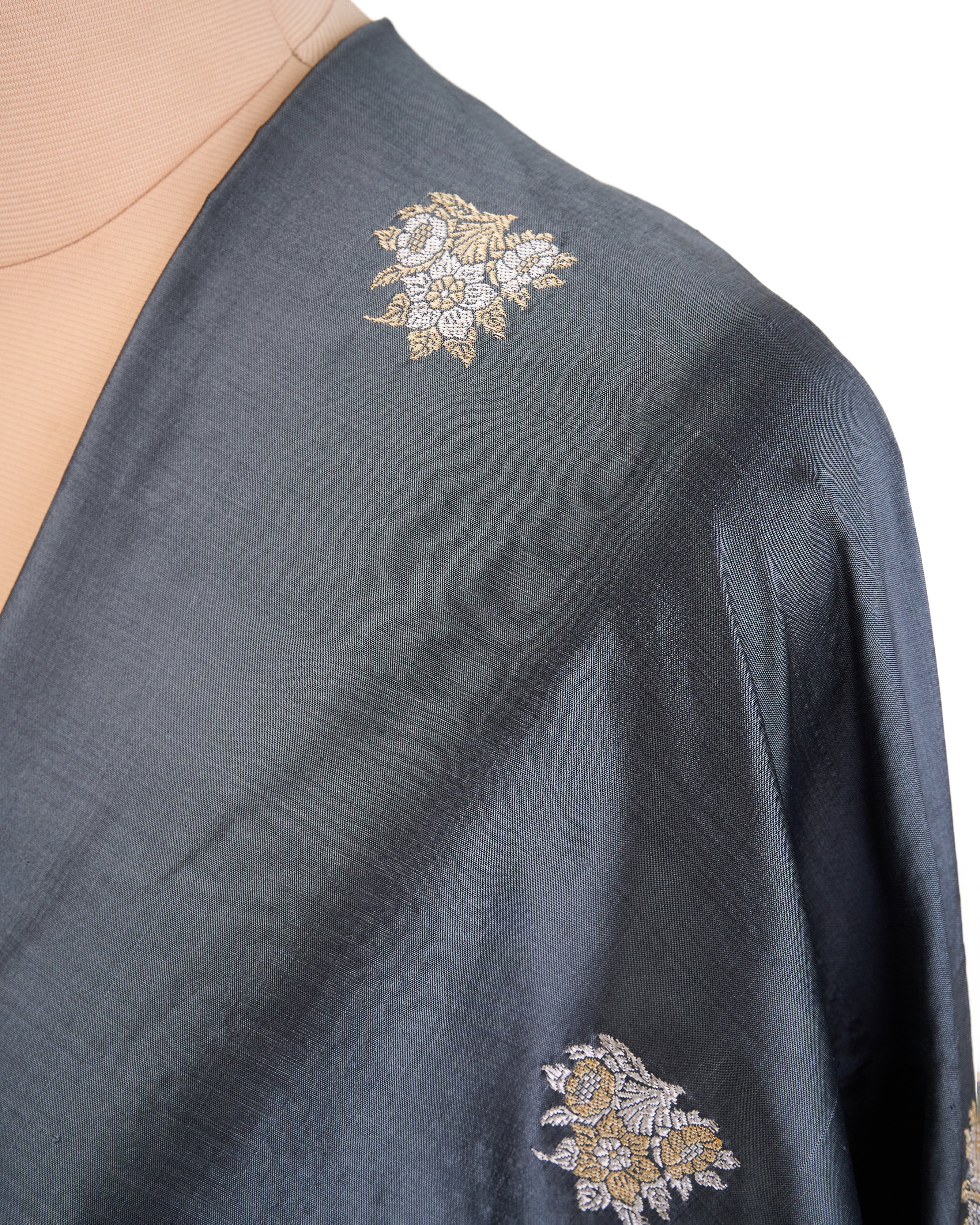 Bapti Banarasi Kadwa Silk Suit Fabric