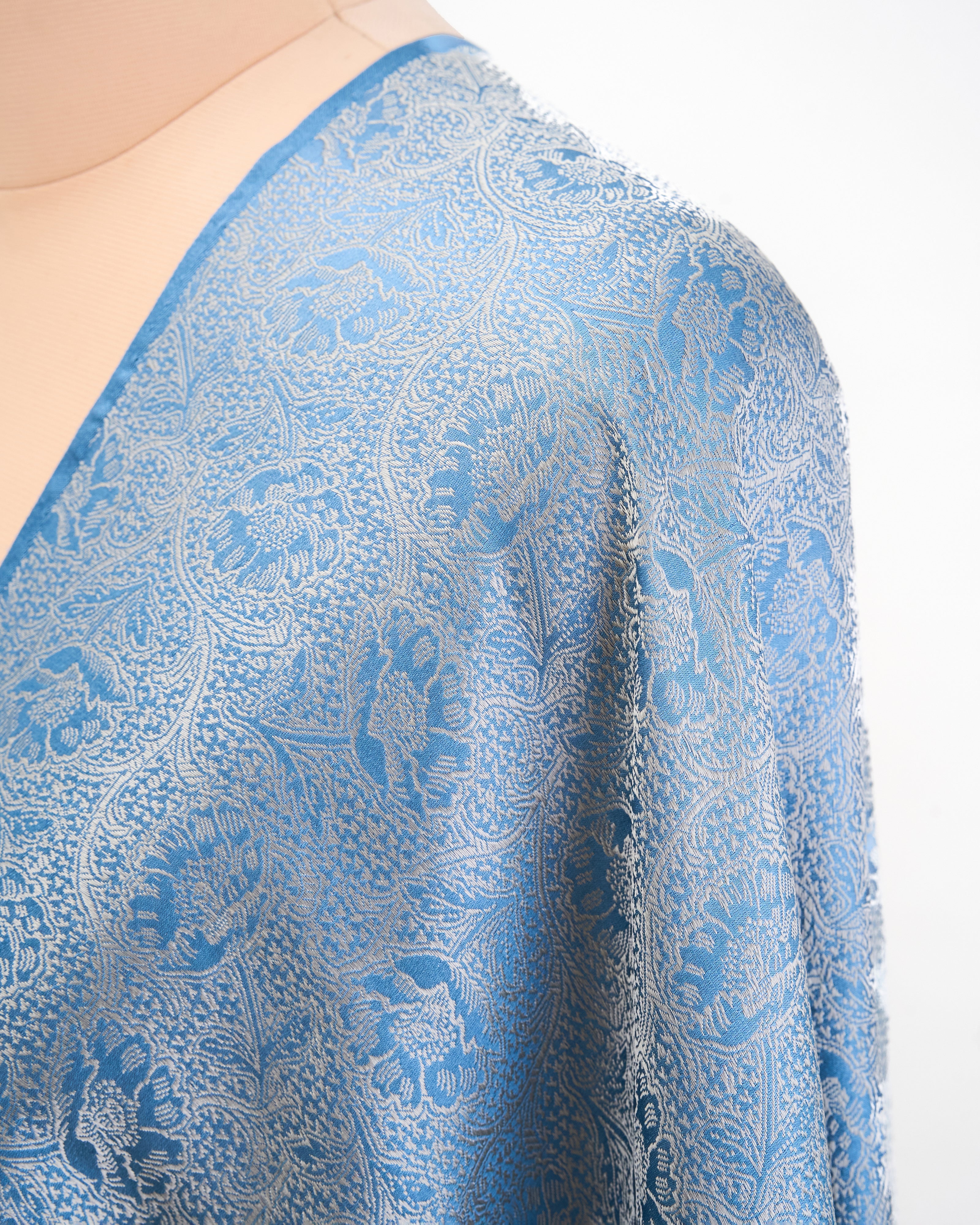 Dhatri Banarasi Tanchoi Silk Suit Fabric