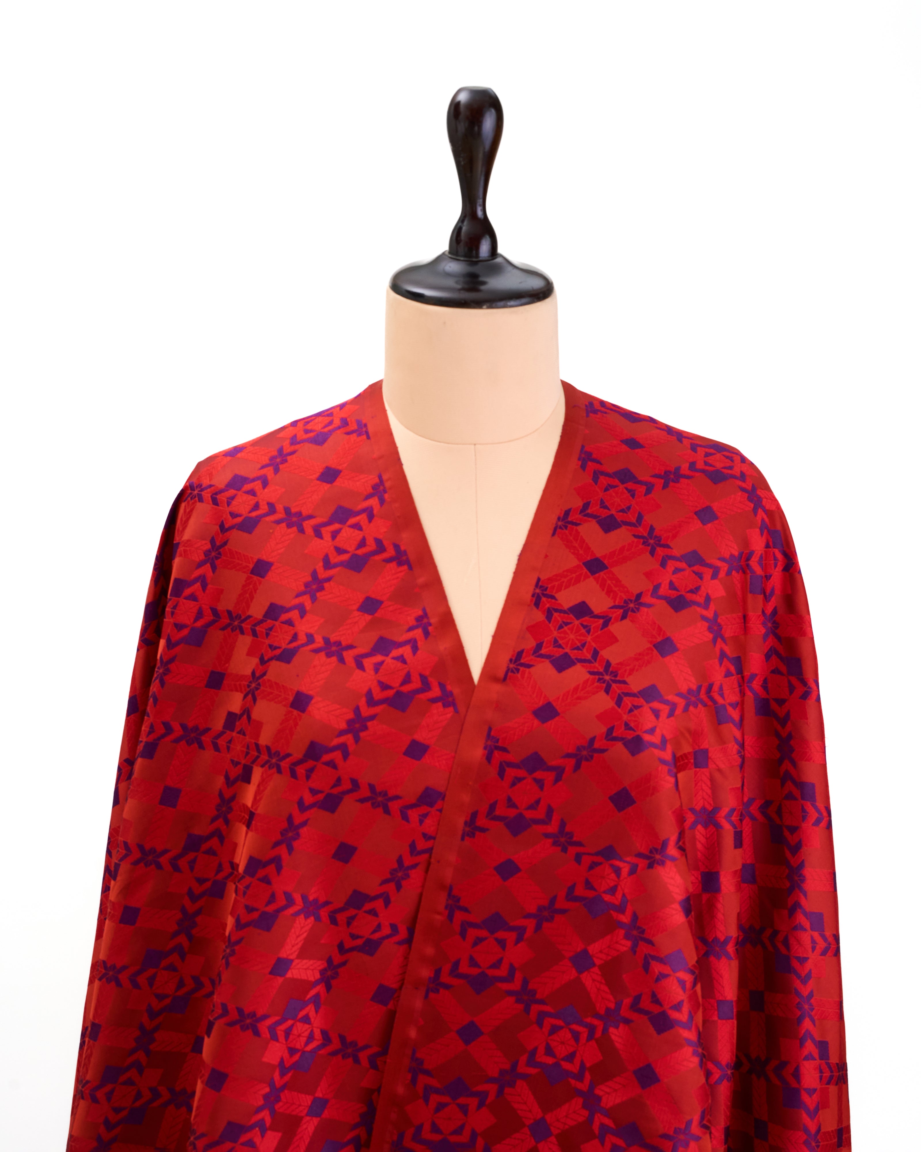 Pankhee Banarasi Tanchoi Silk Suit Fabric