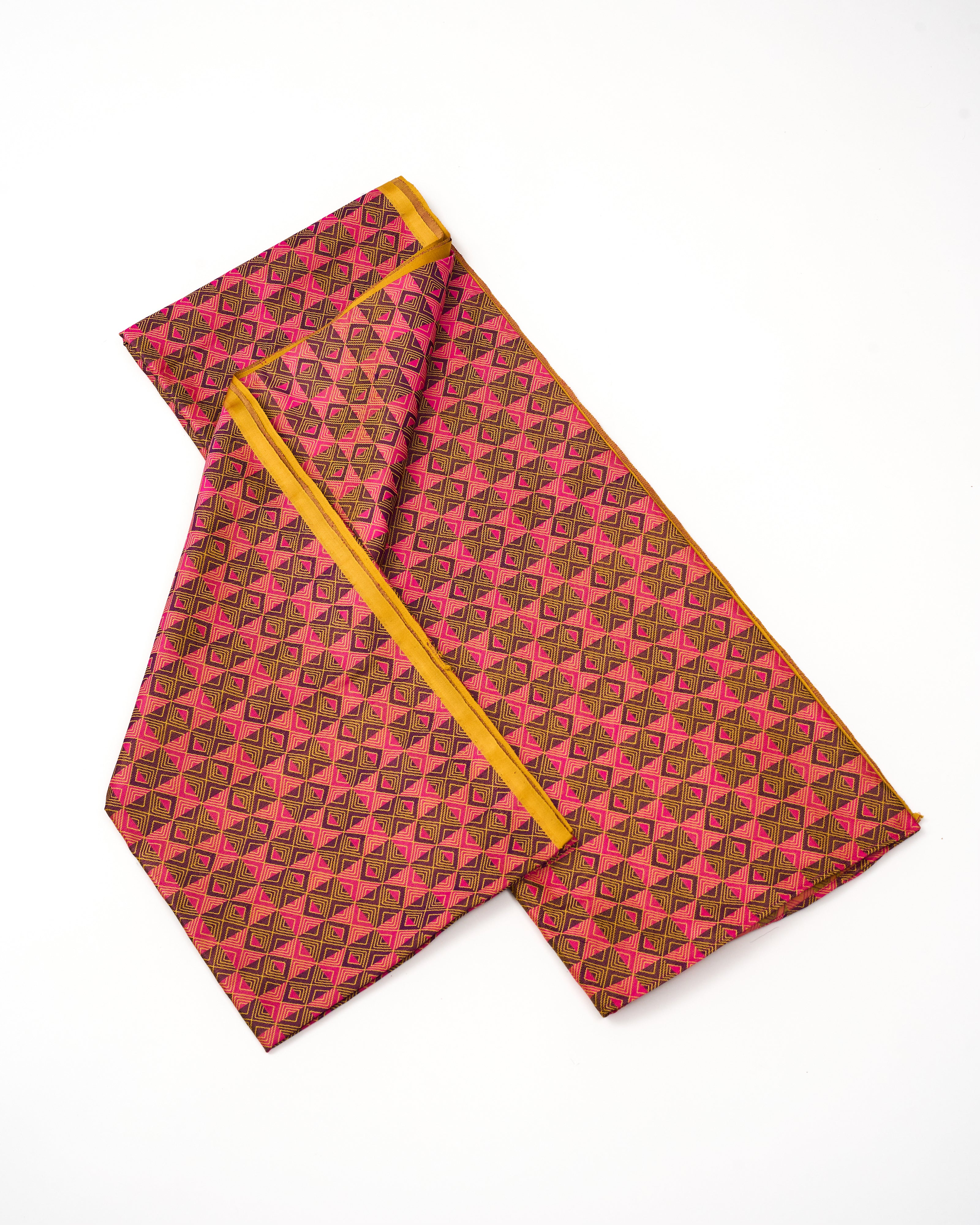 Riddhi Banarasi Tanchoi Silk Suit Fabric