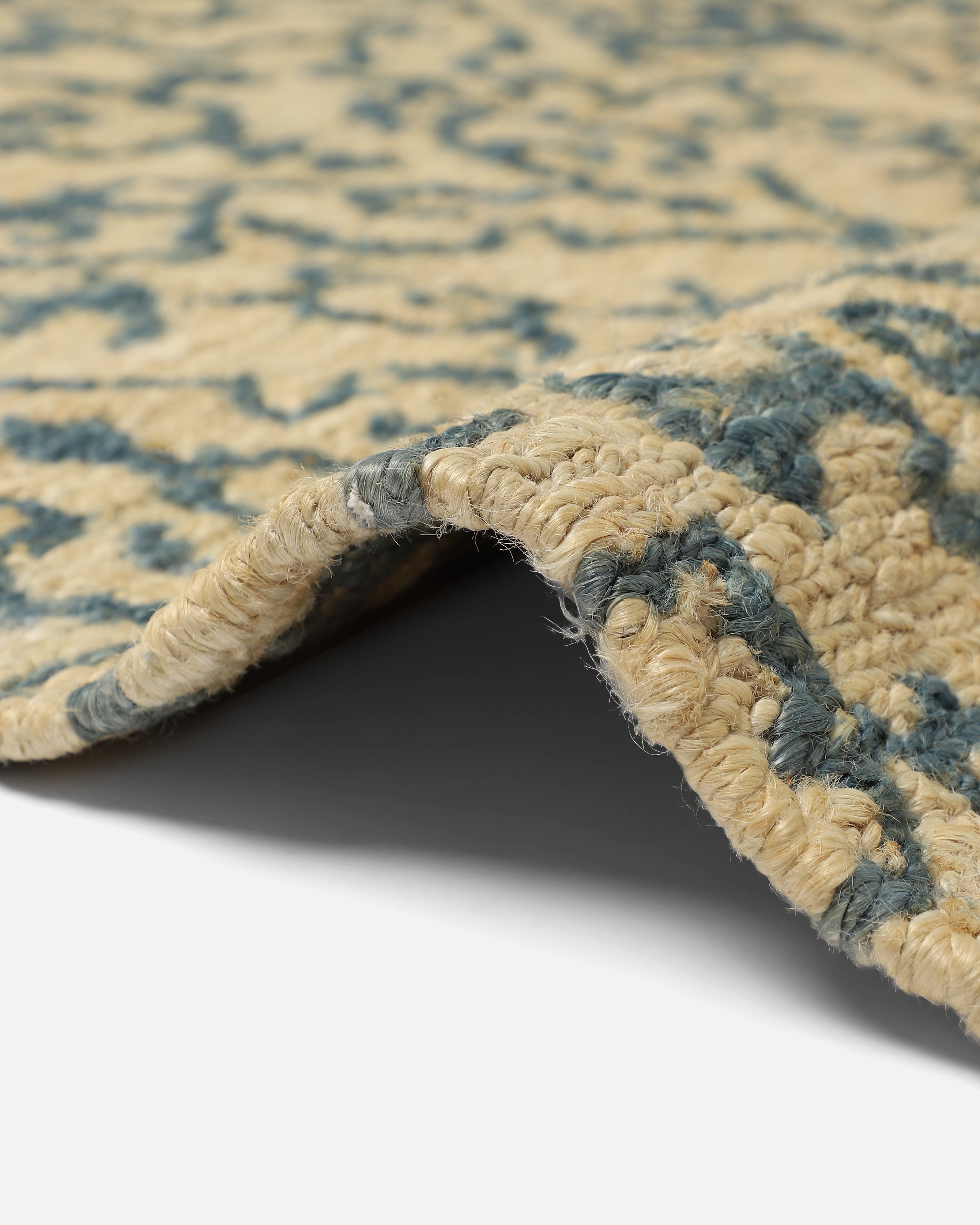 Verona Bhadohi Soumak Jute Rug