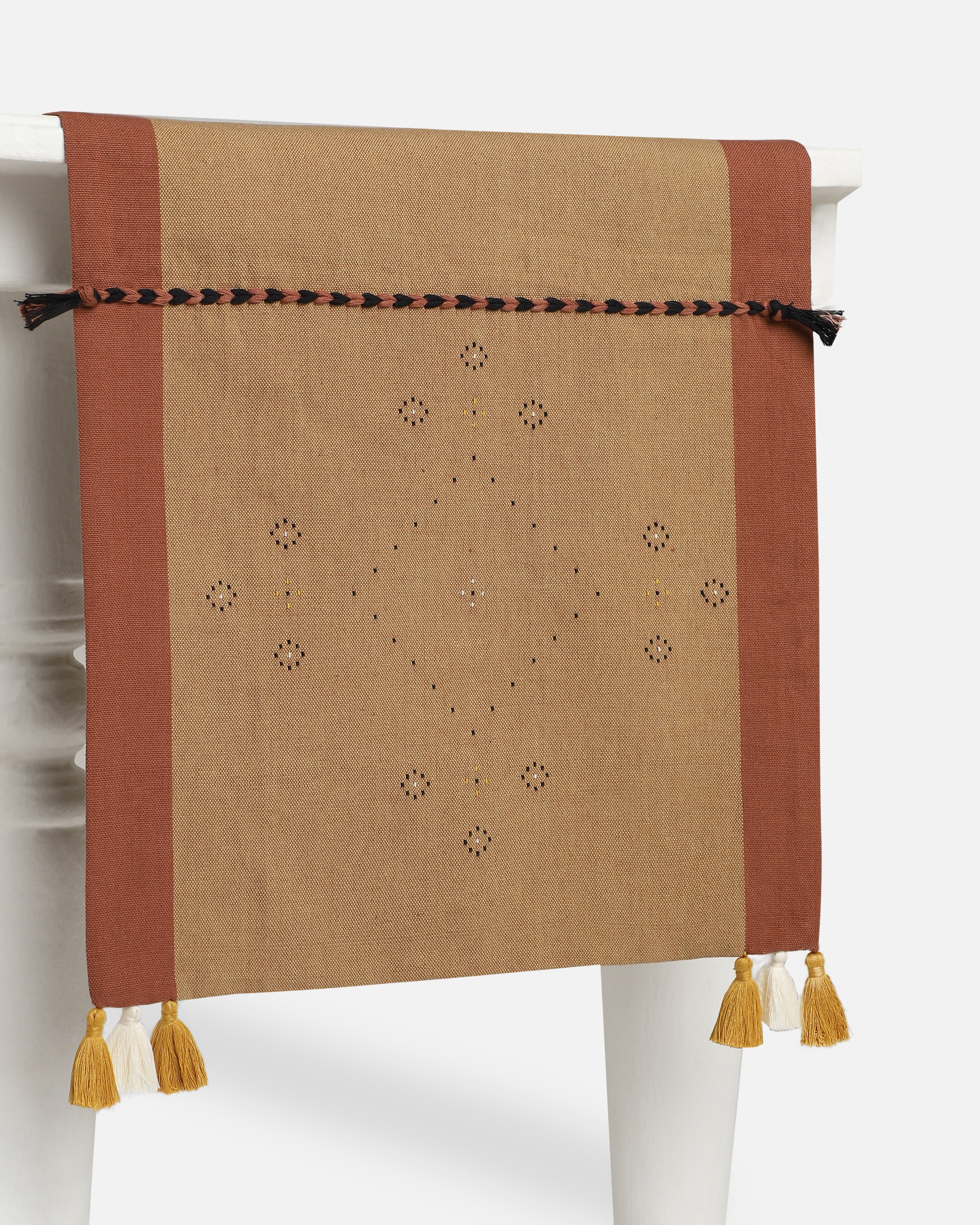 Duo Bhujodi Tangalia Cotton Table Runner