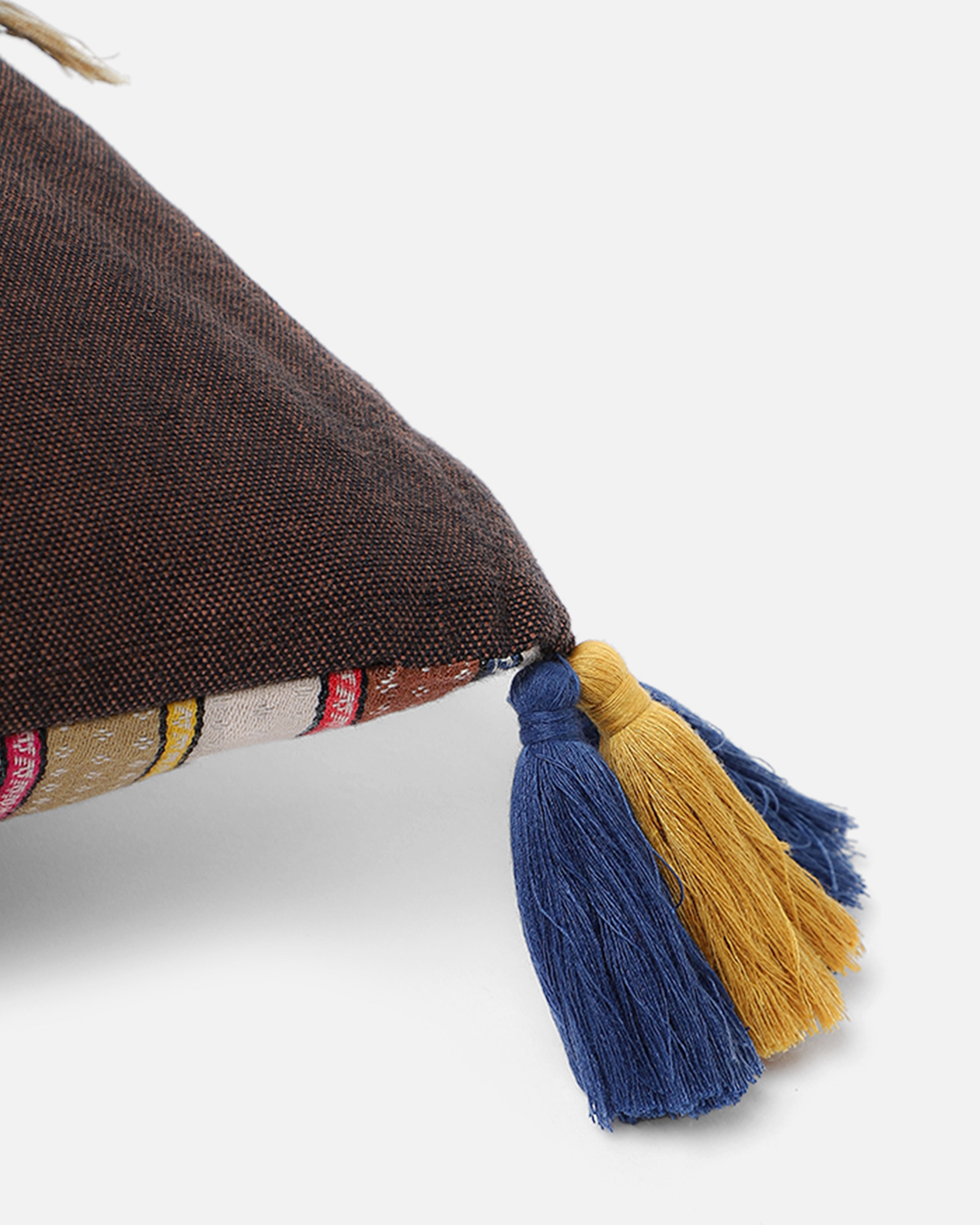 Solos Bhujodi Tangalia Cotton Cushion Cover