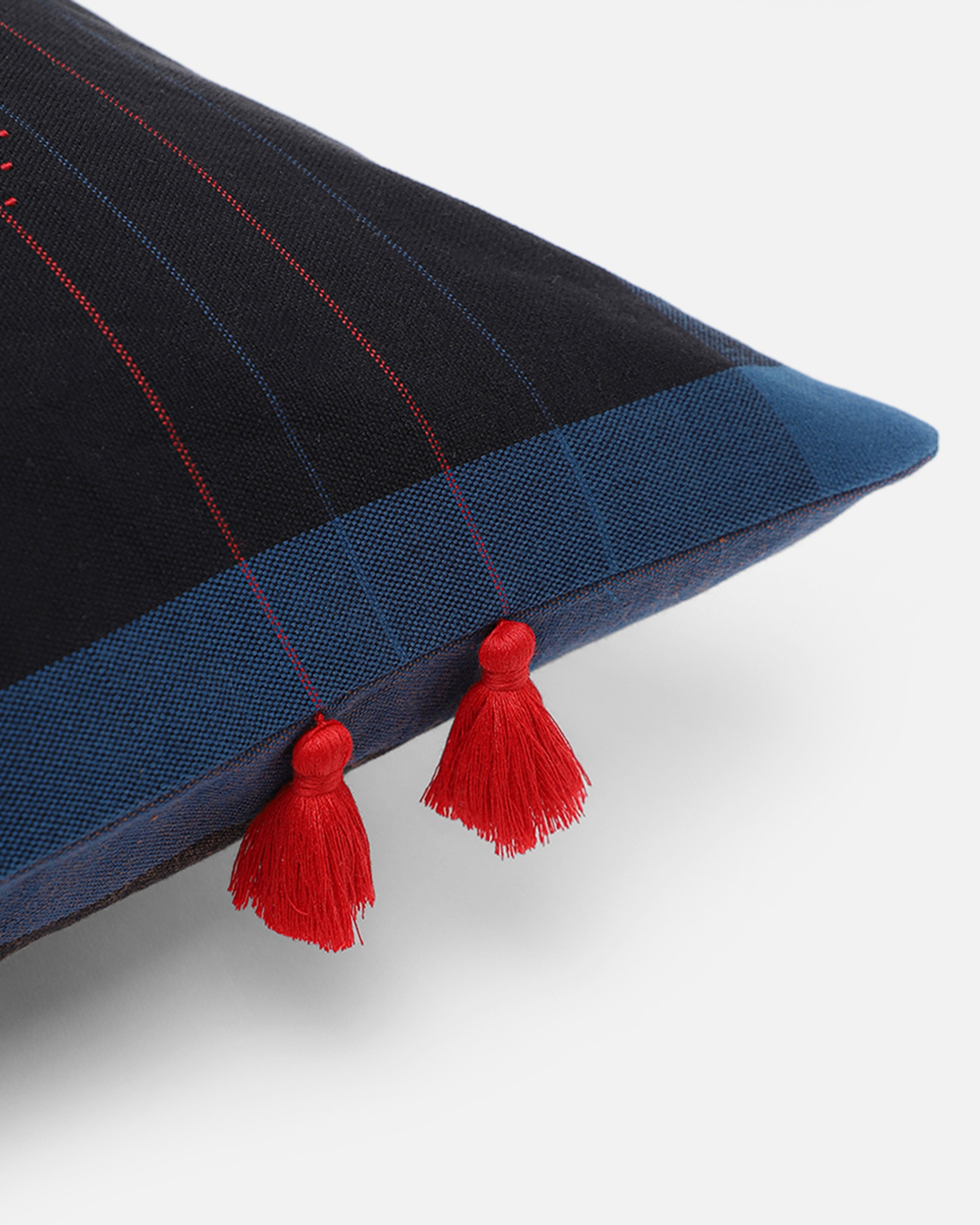 Tempia Bhujodi Tangalia Cotton Cushion Cover