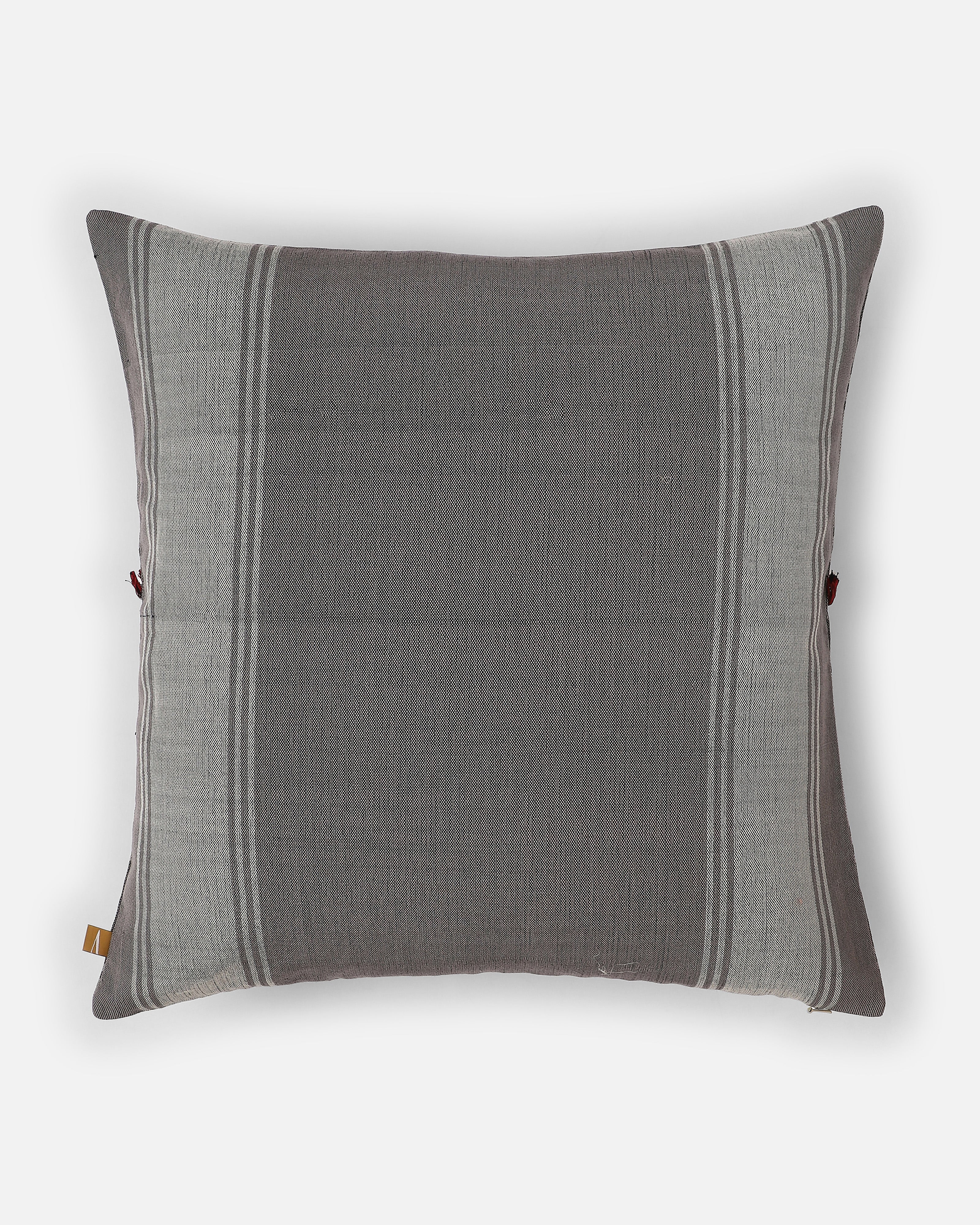 Rimmi Bhujodi Extra Weft Cotton Cushion Cover