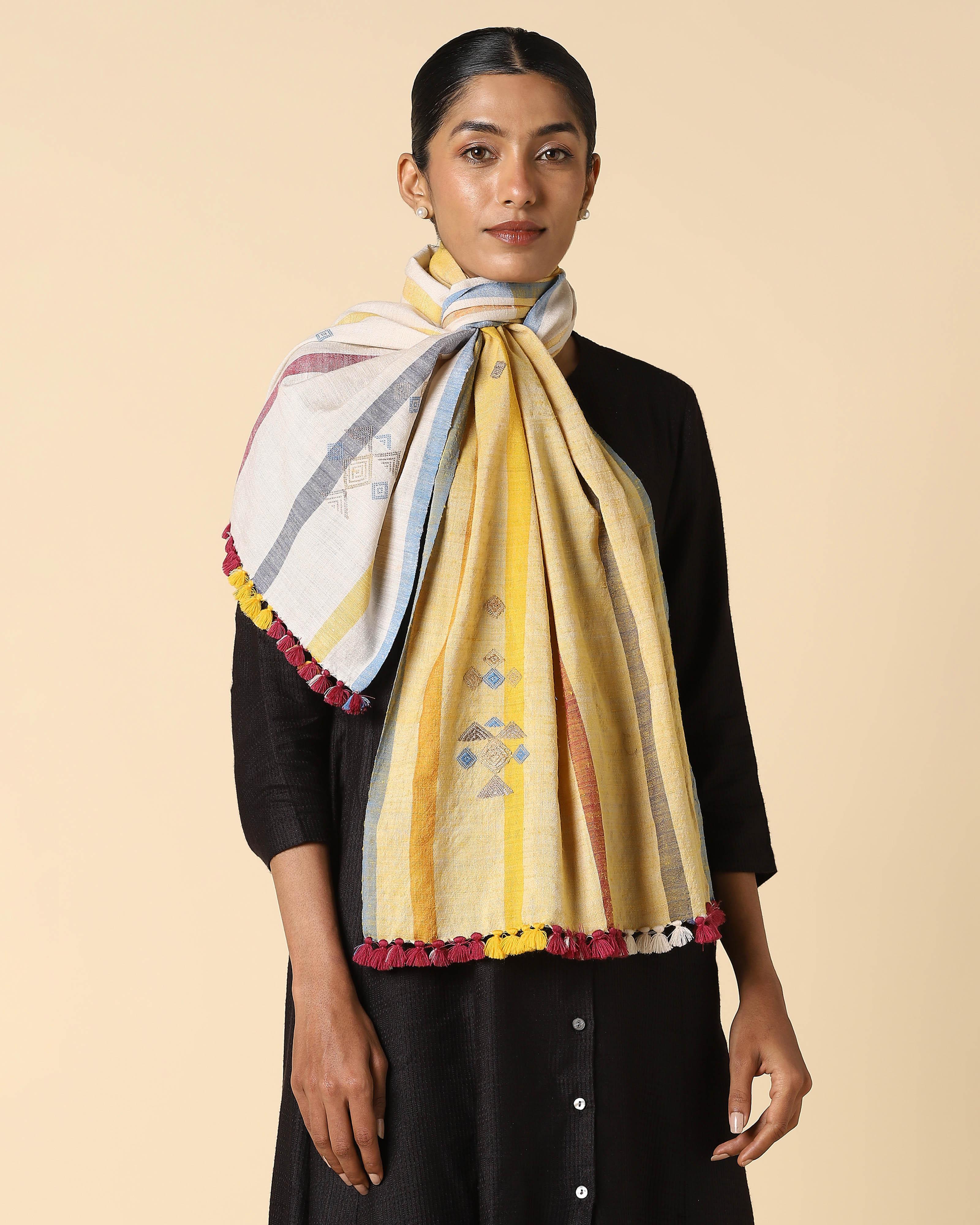 Rola Bhujodi Extra Weft Wool Silk Stole