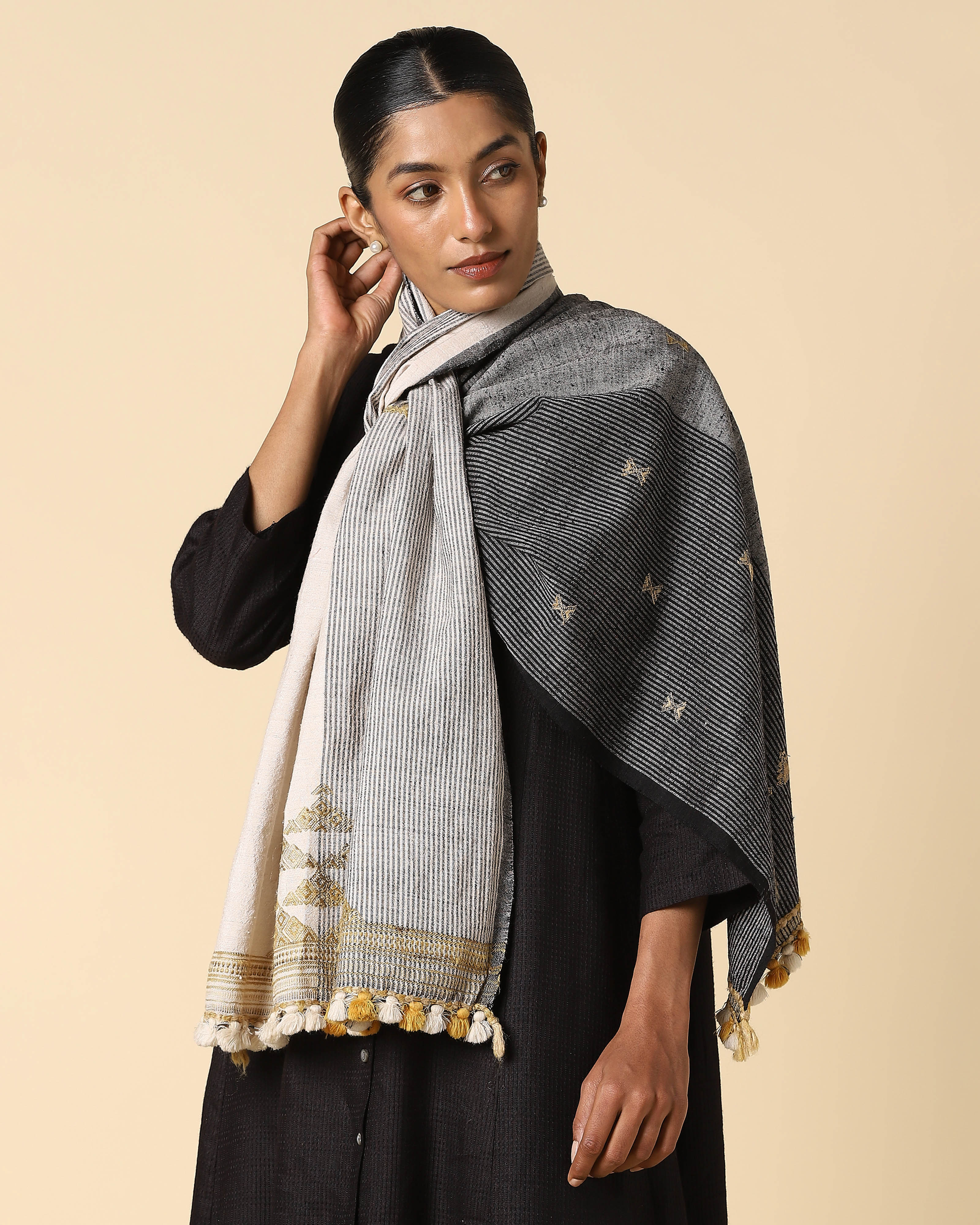 Zoji Bhujodi Extra Weft Wool Silk Stole