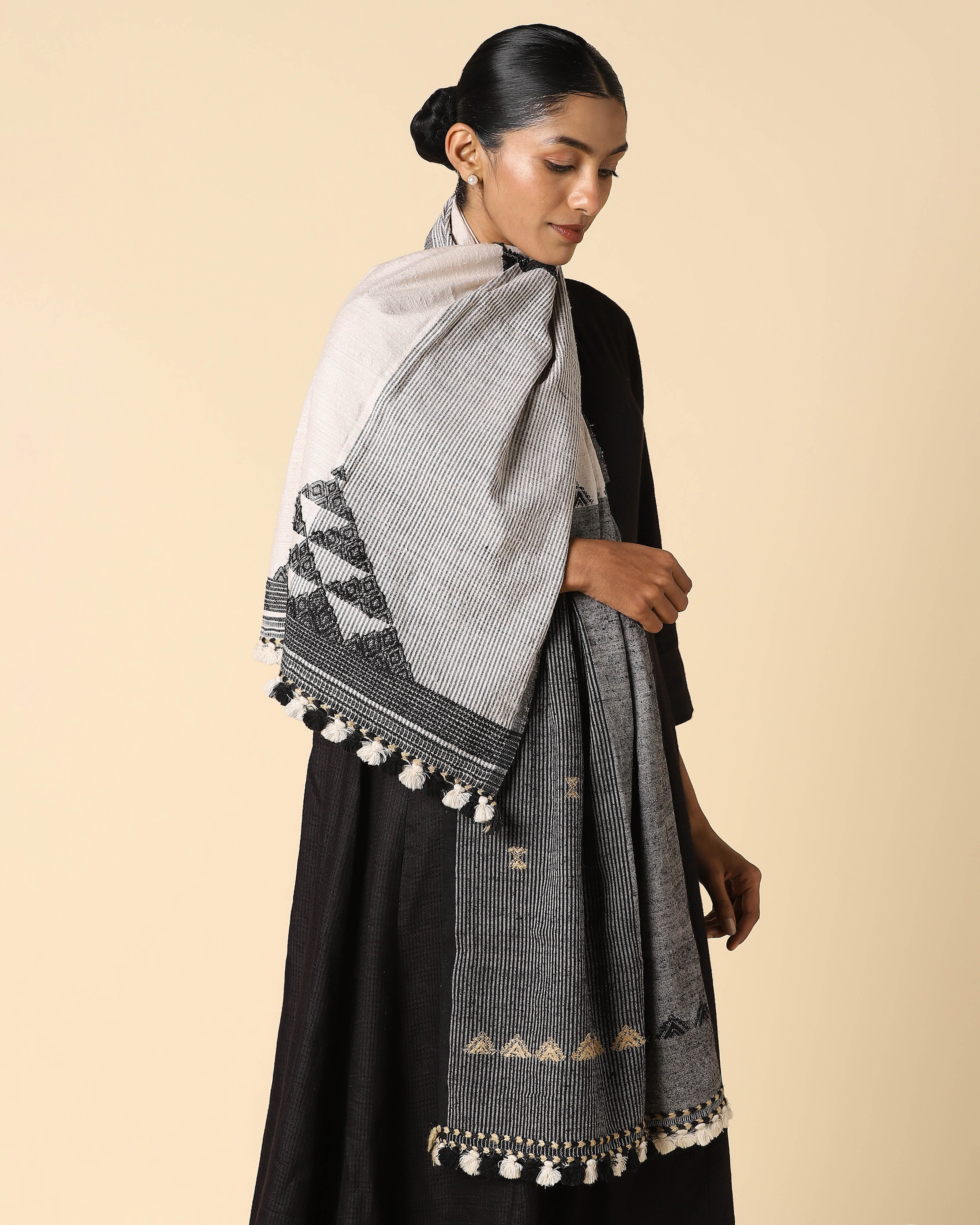 Zoji Bhujodi Extra Weft Wool Silk Stole