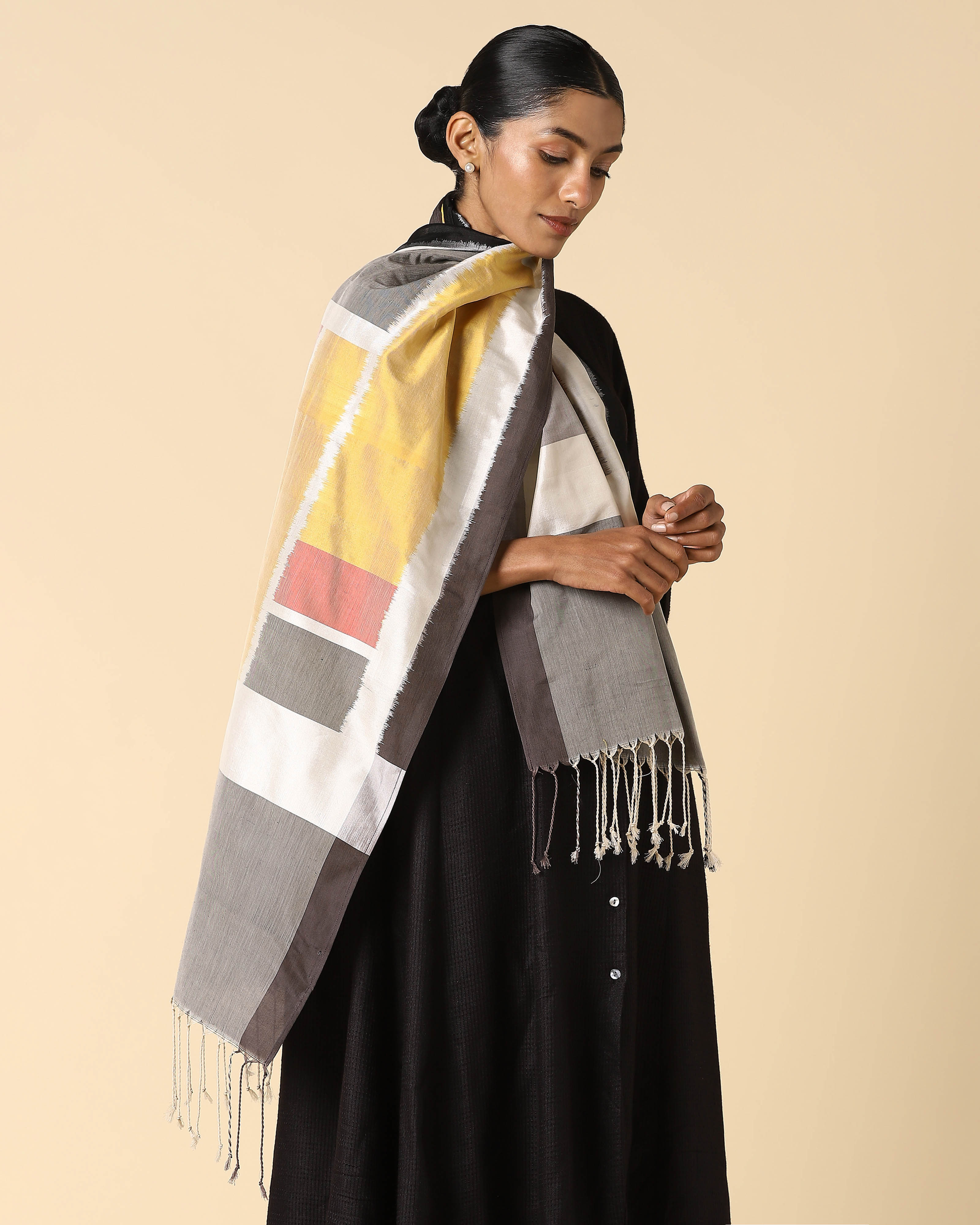 Fenetre Pochampally Weft Ikat Cotton Silk Stole