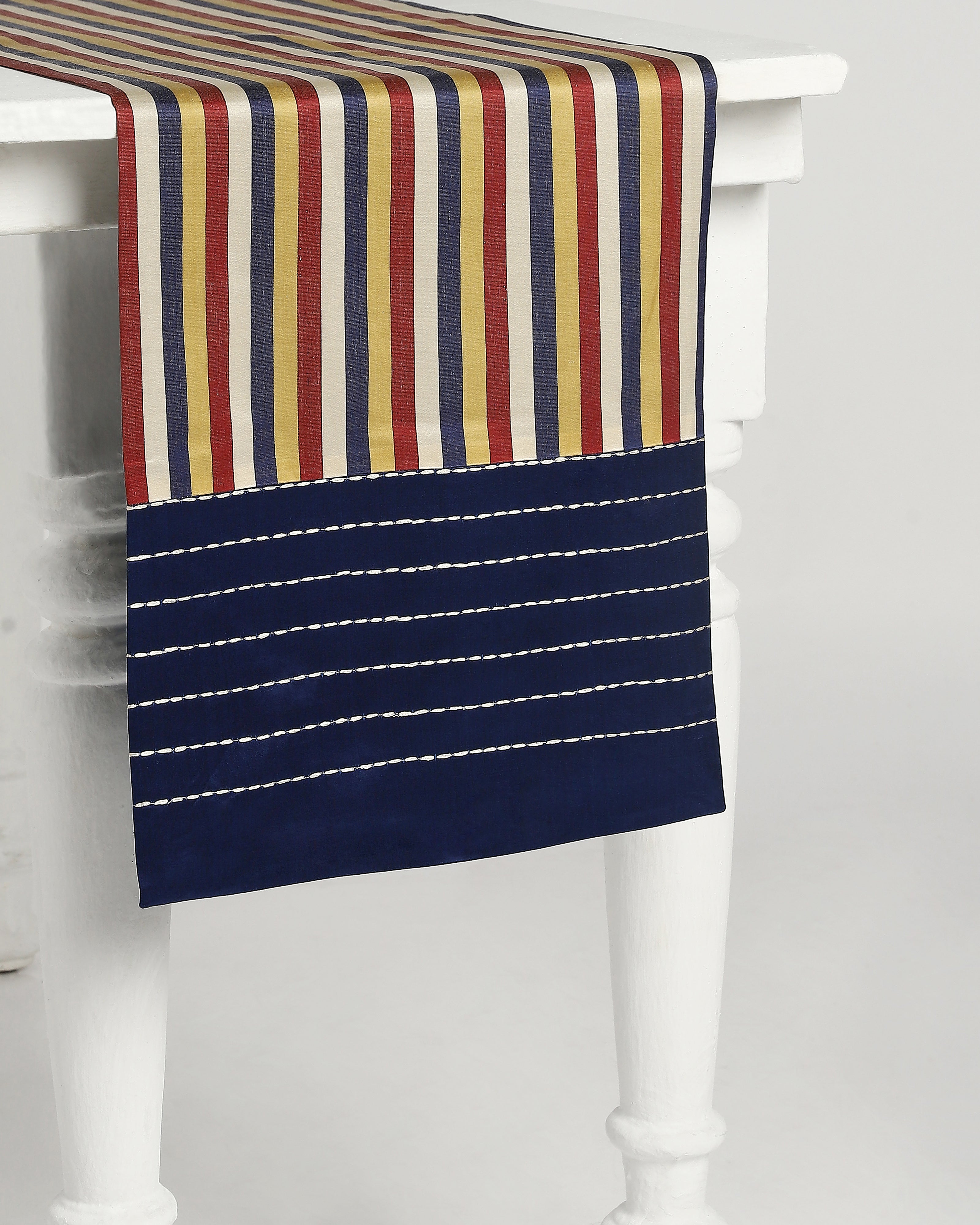 Mau Banarasi Satin Silk Cotton Table Runner