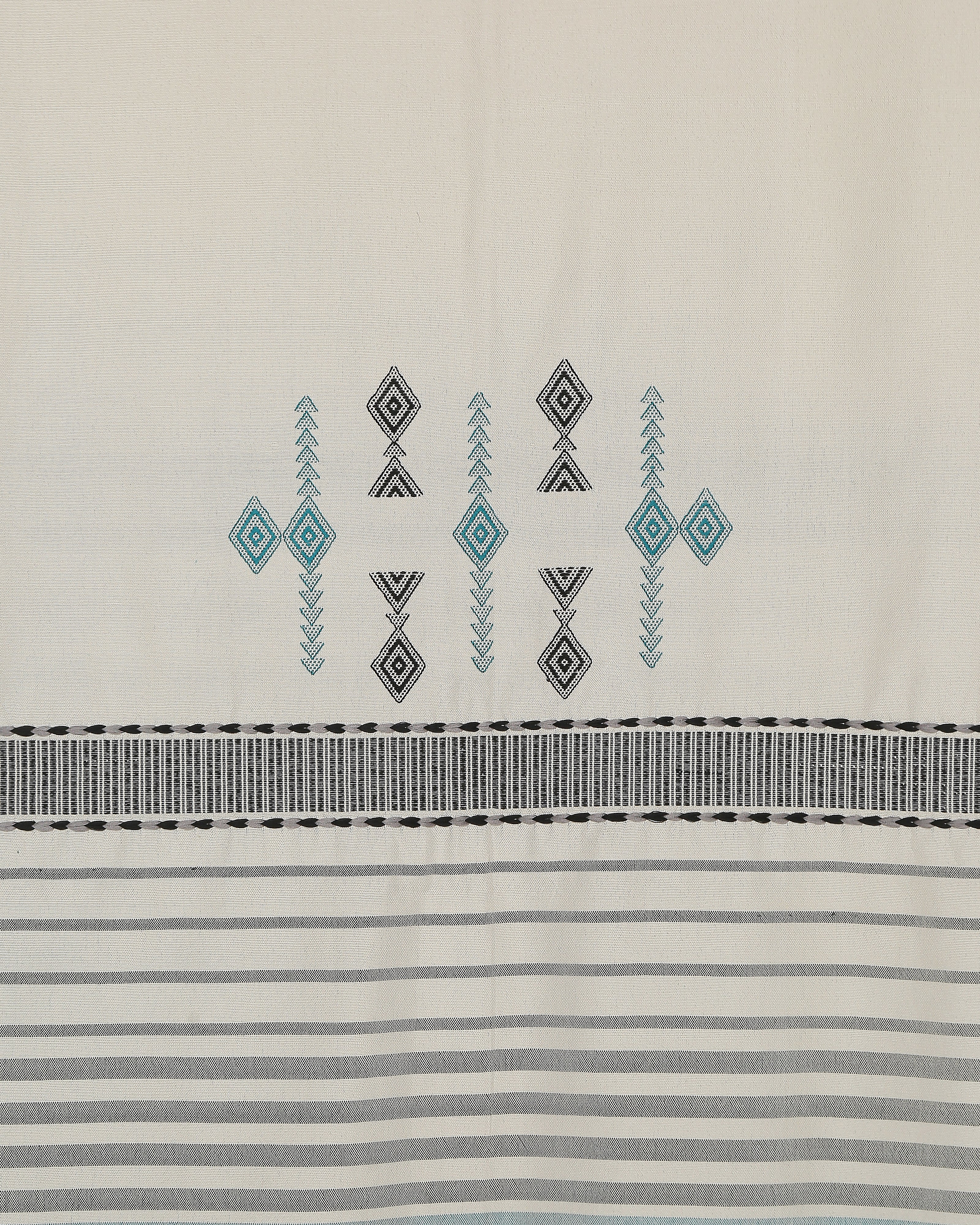 Teera Bhujodi Extra Weft Cotton Table Cover