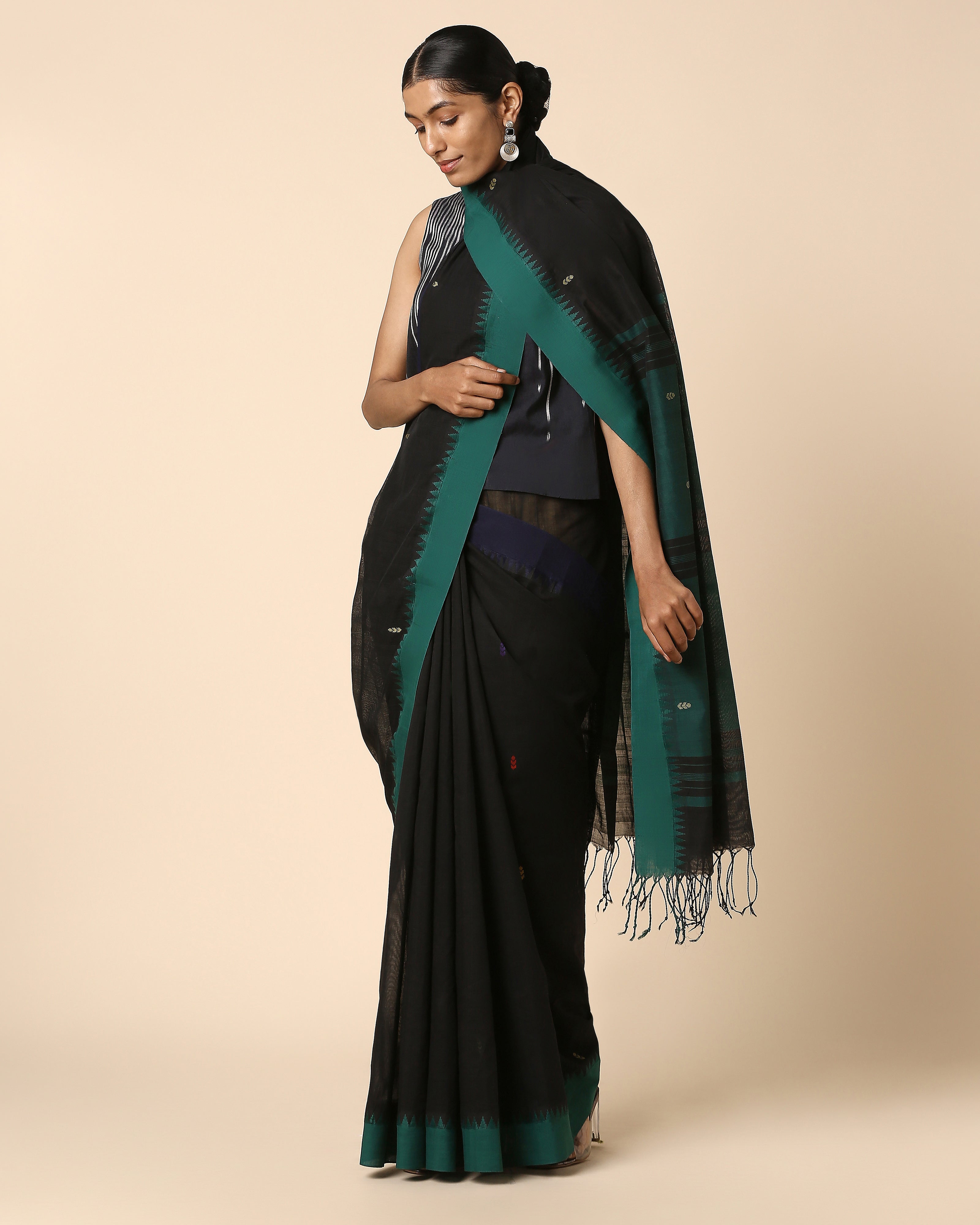 Chaitra Angara Jala Cotton Saree