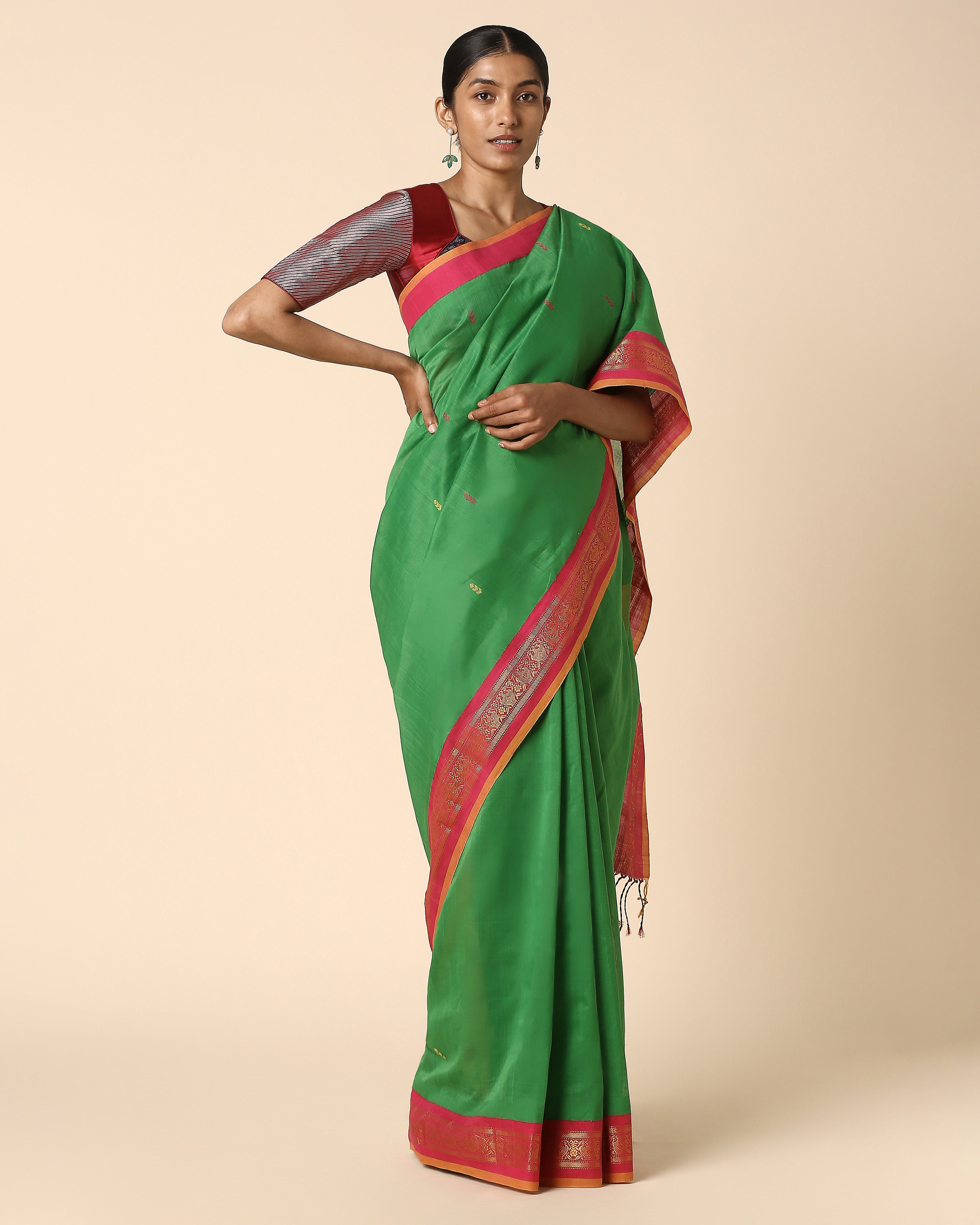 Yuvikaa Angara Jala Cotton Saree