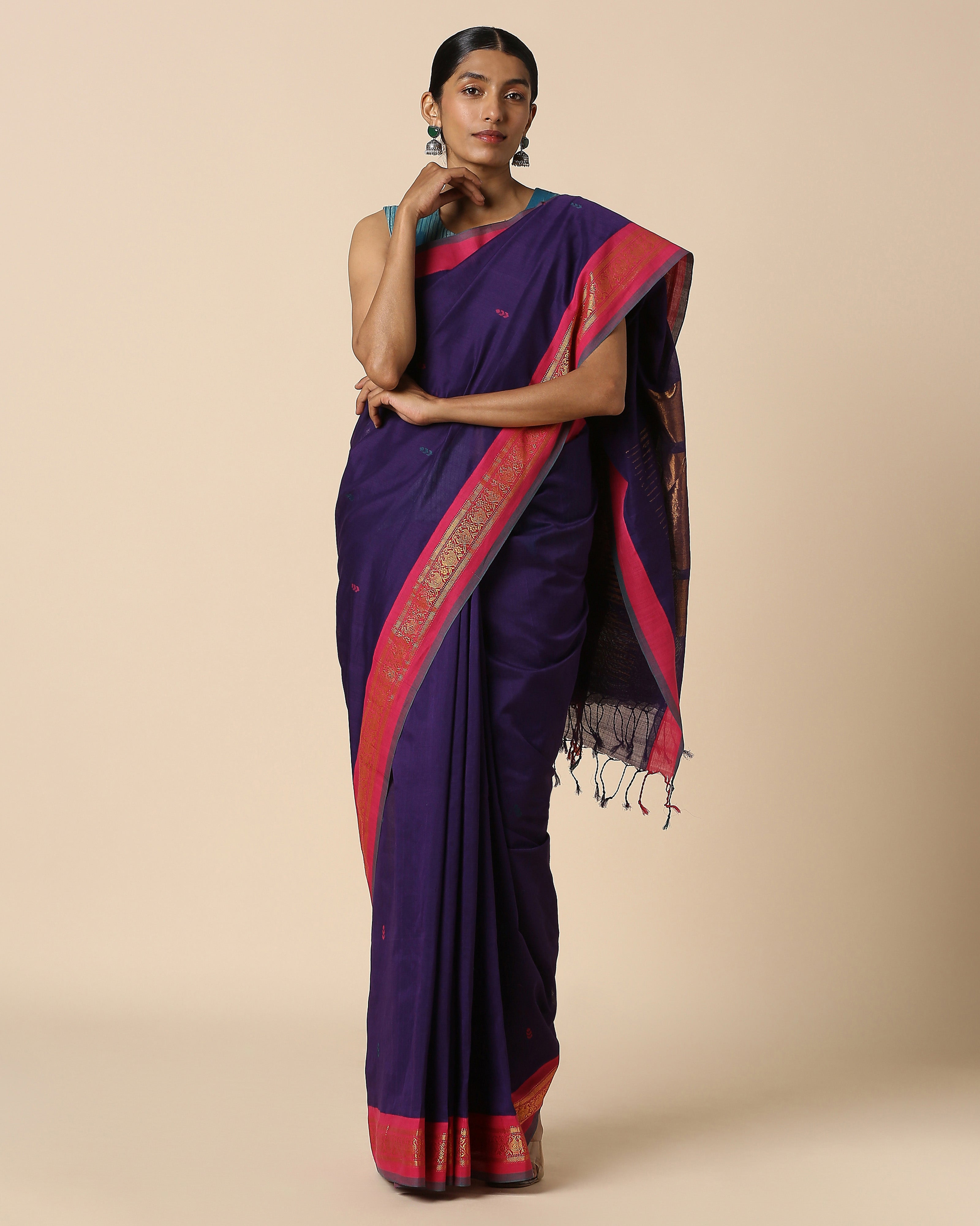 Yuvikaa Angara Jala Cotton Saree
