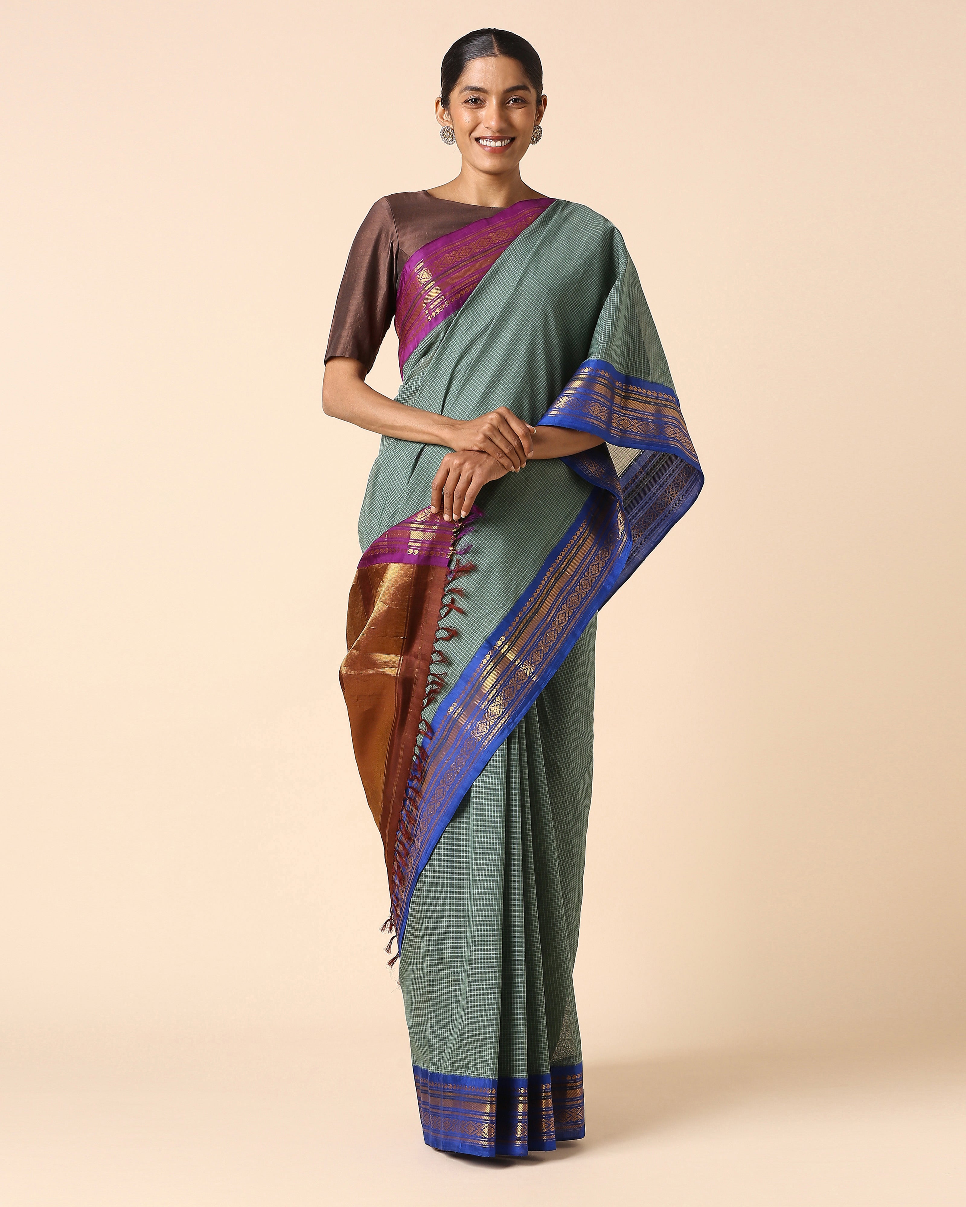 Danaya Gadwal Kuttu Weave Cotton Silk Saree
