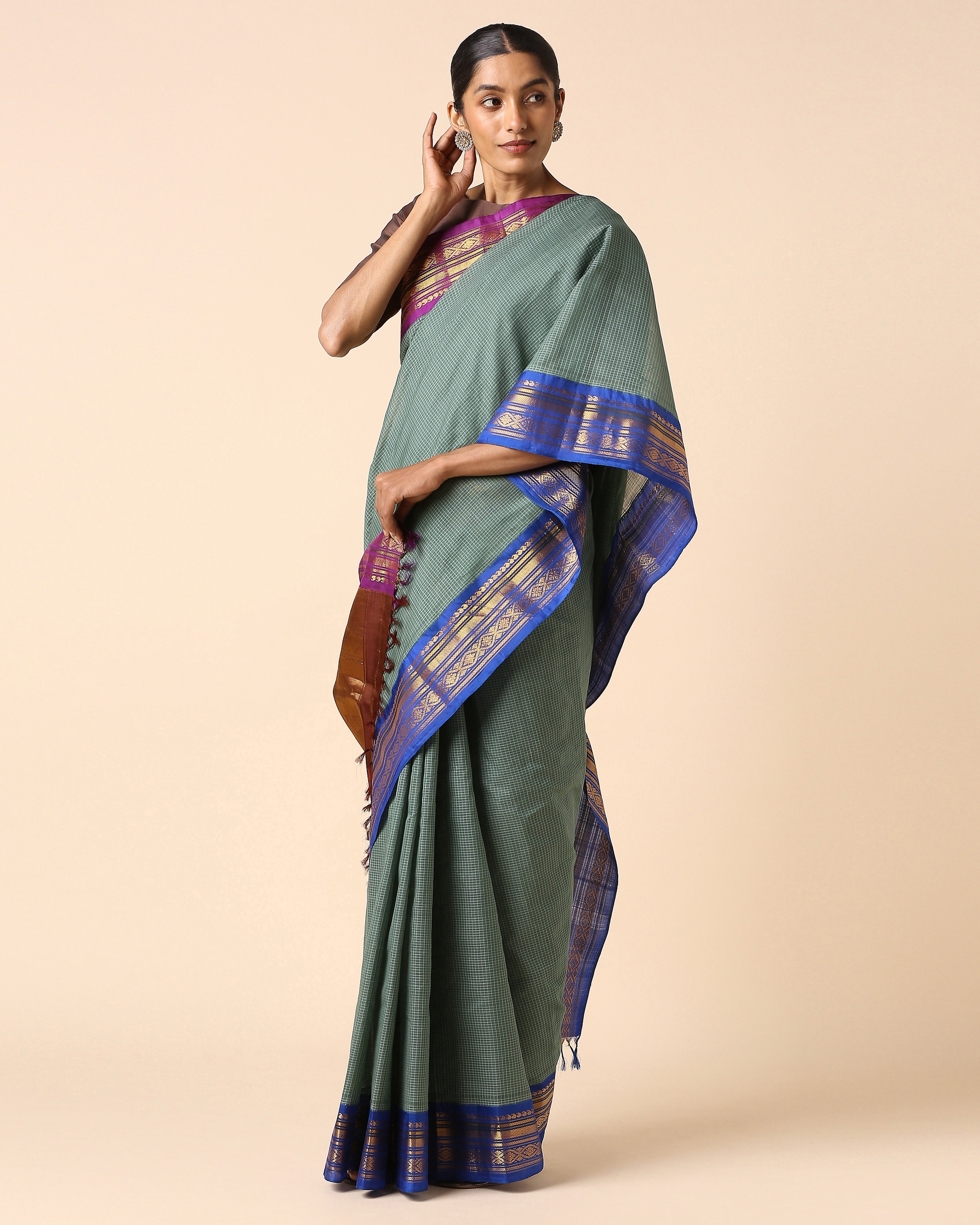 Danaya Gadwal Kuttu Weave Cotton Silk Saree
