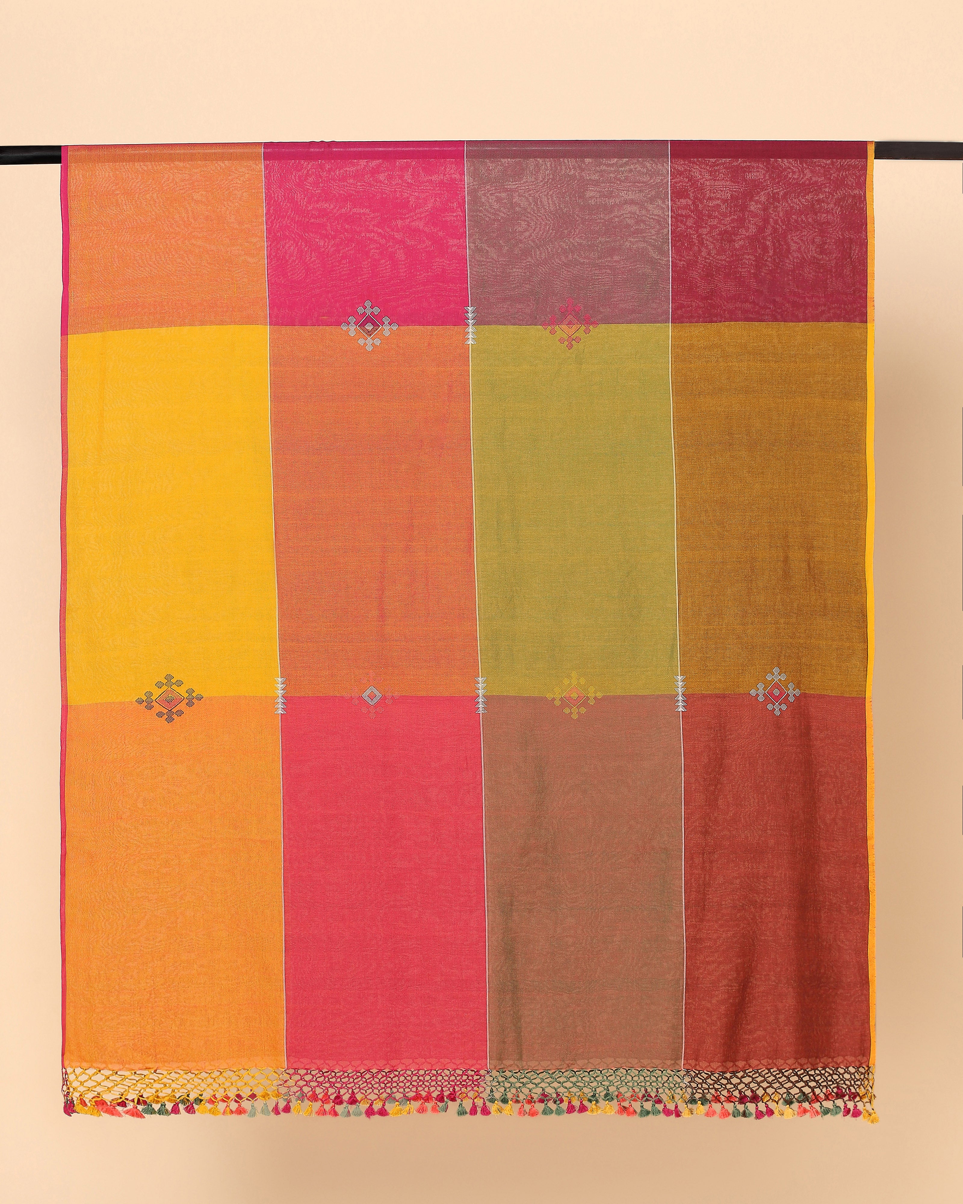 Reina Bhujodi Extra Weft Cotton Dupatta