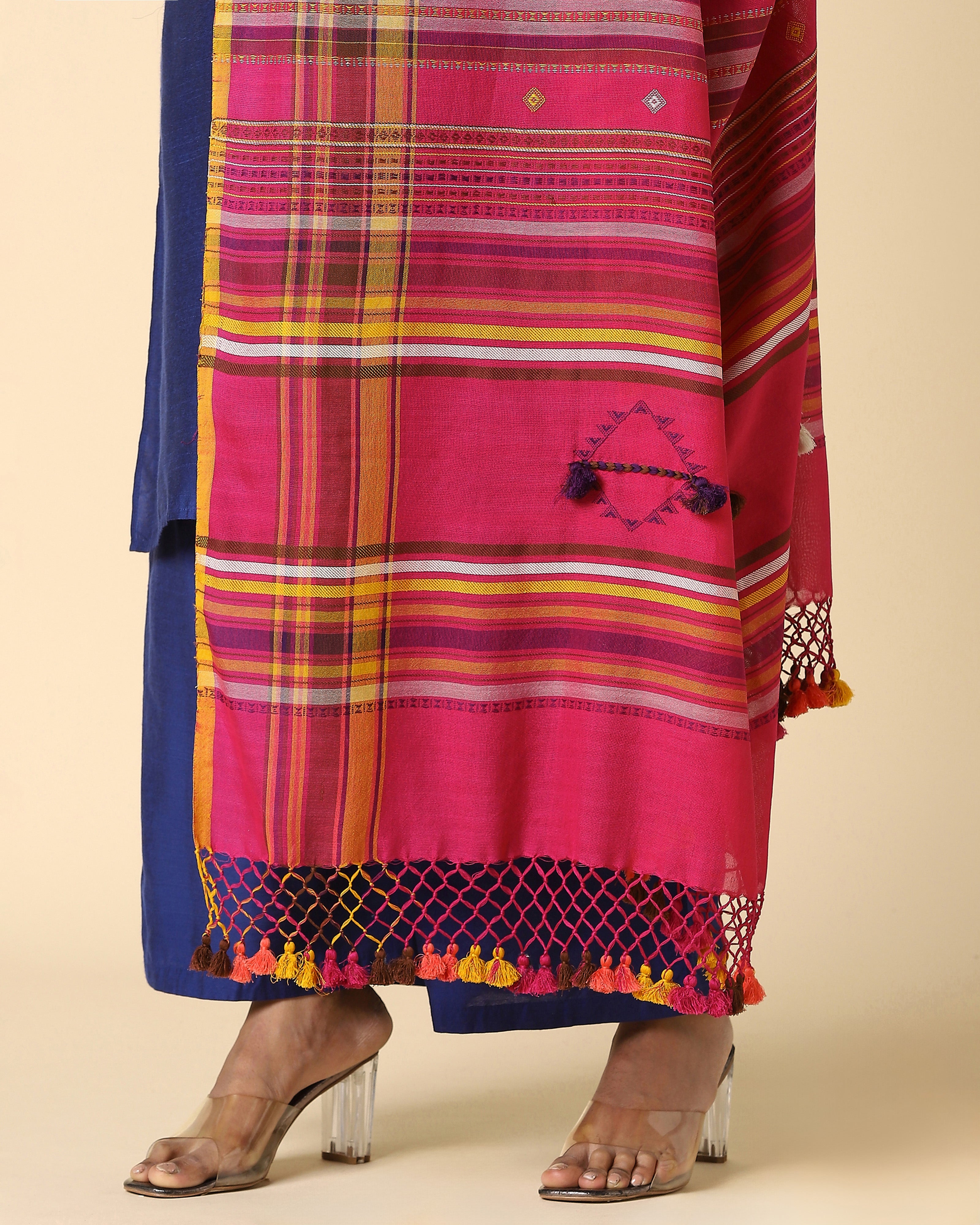 Spectra Bhujodi Extra Weft Cotton Dupatta