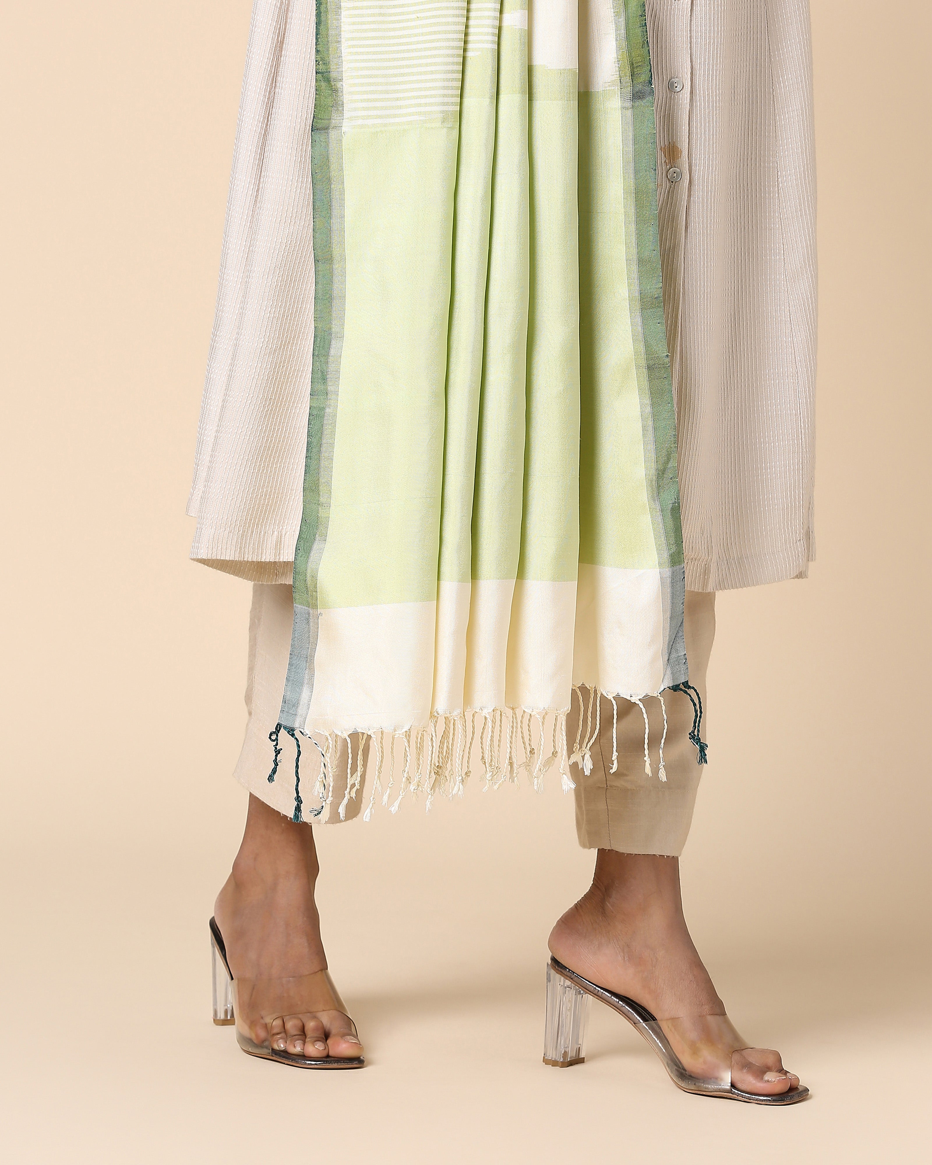 Golda Pochampally Weft Ikat Silk Dupatta