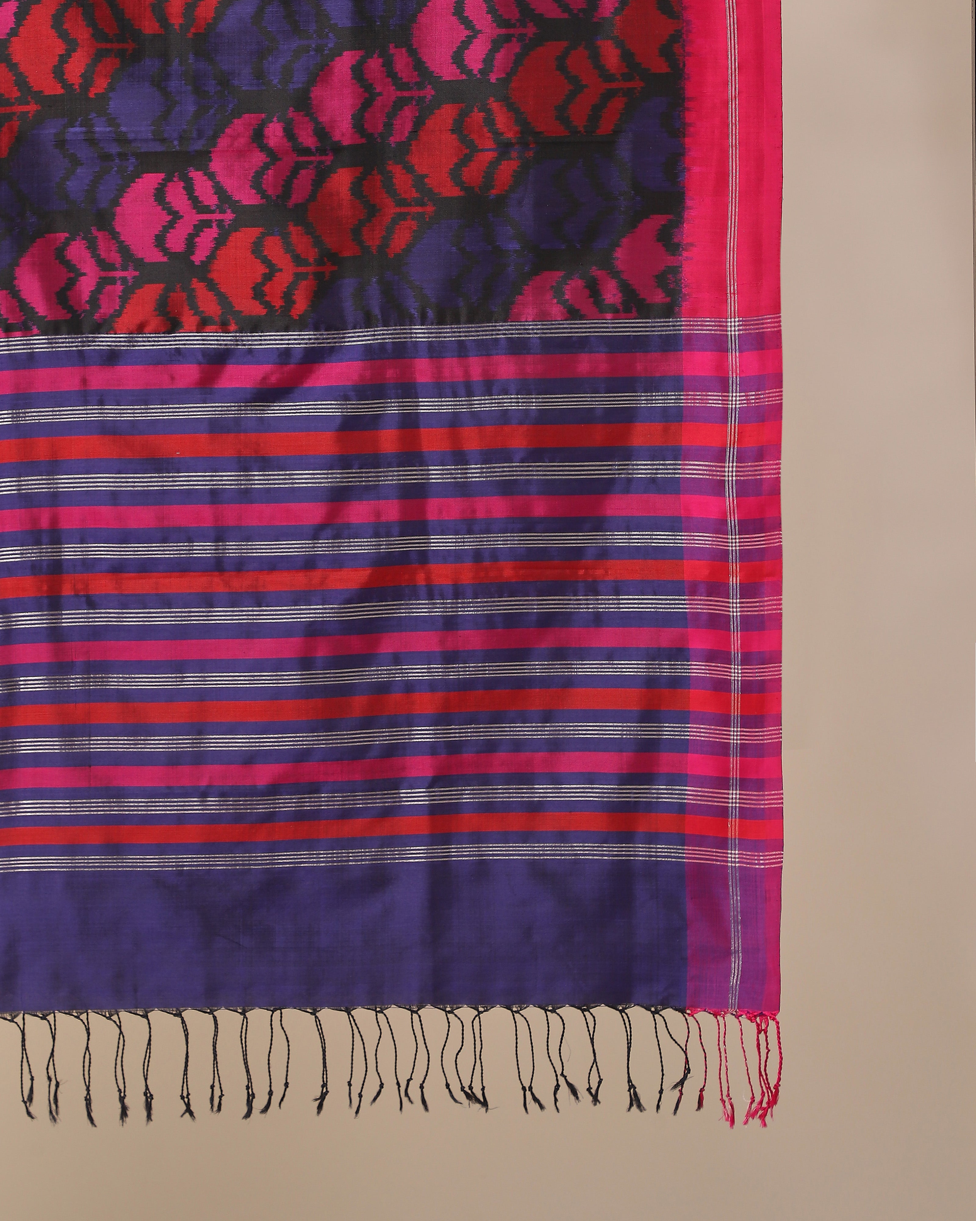 Thiya Pochampally Weft Ikat Silk Dupatta