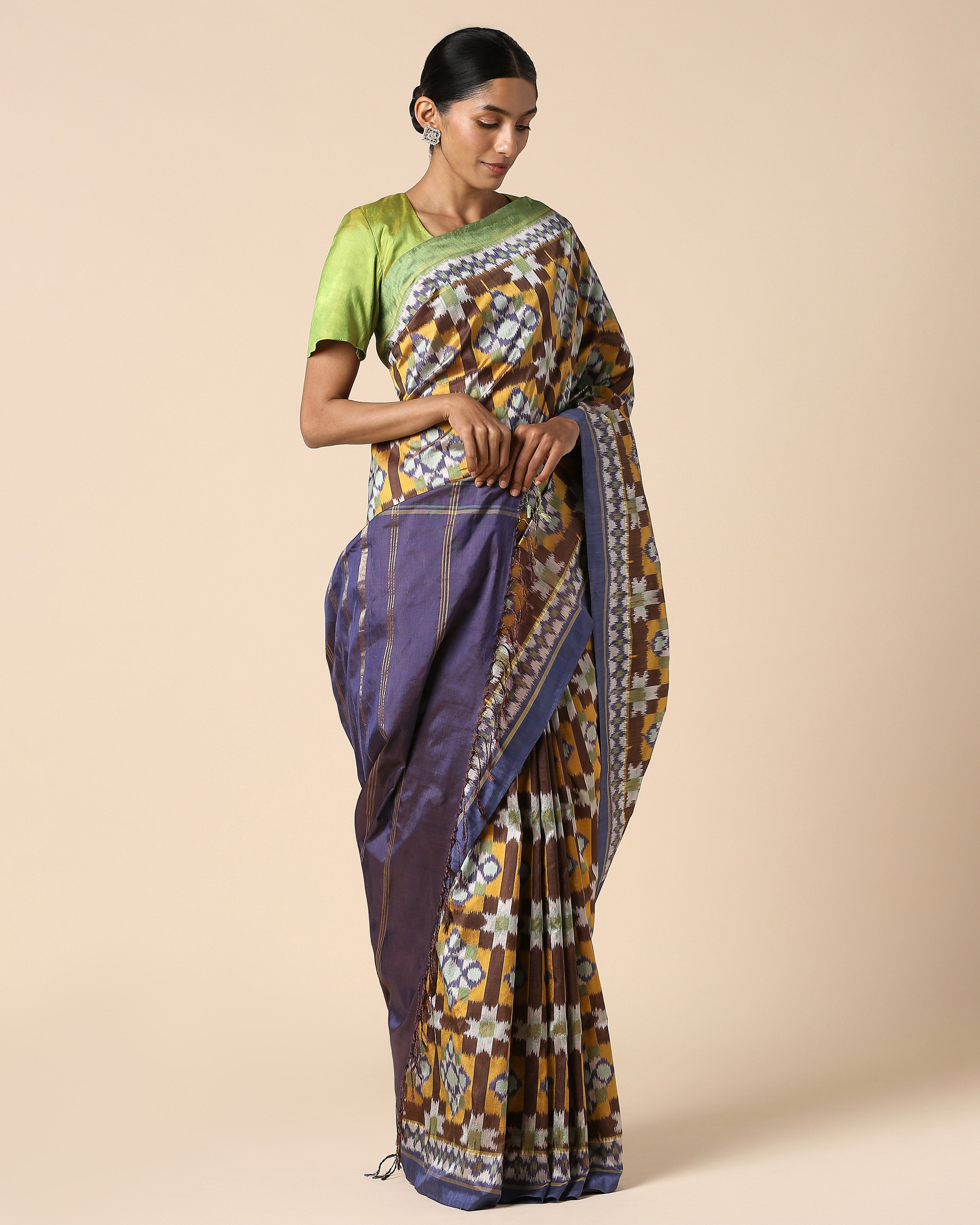 Anayra Pochampally Weft Ikat Silk Saree