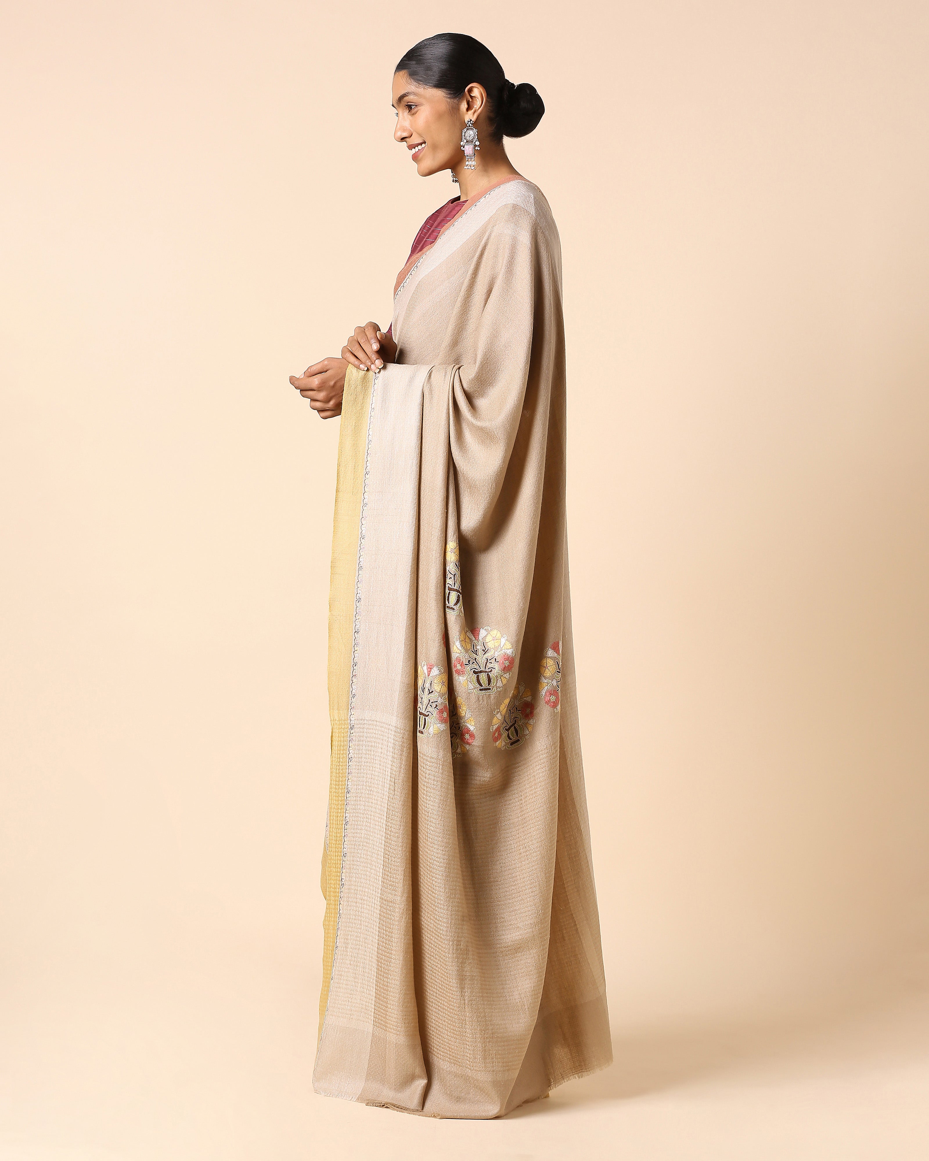 Ishya Kashmir Sozni Embroidery Pashmina Saree