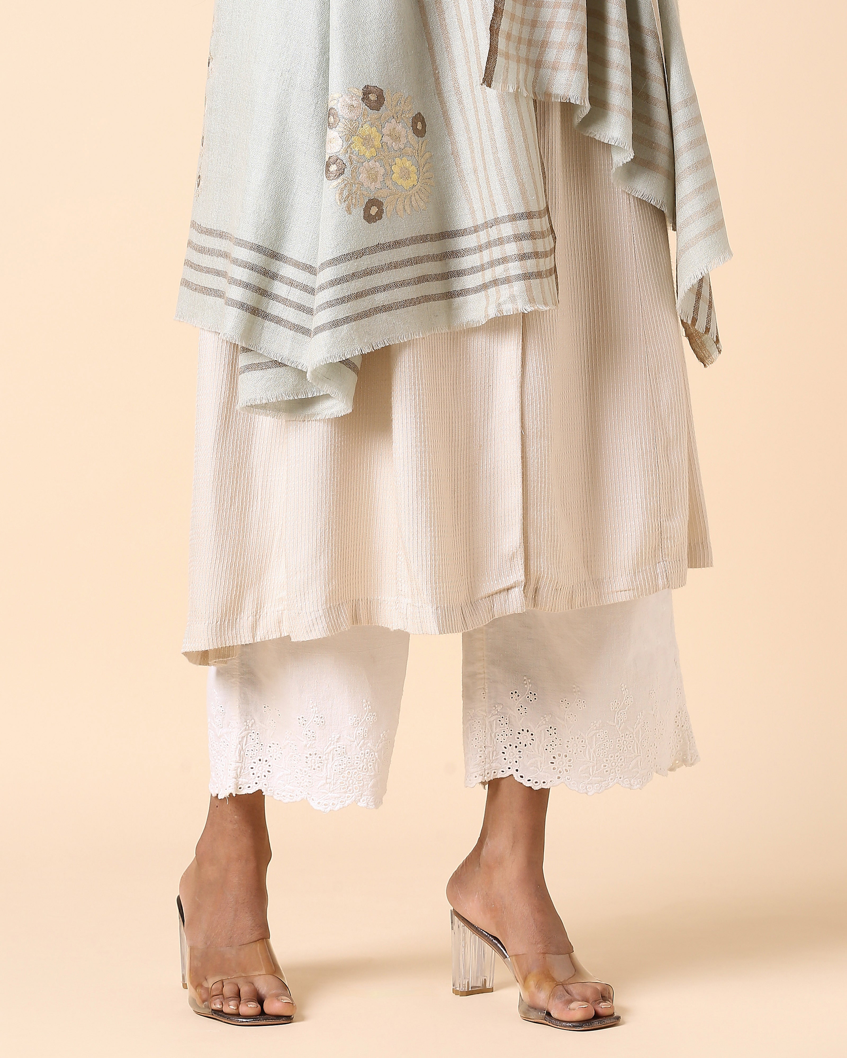 Wahida Kashmir Sozni Embroidery Pashmina Shawl