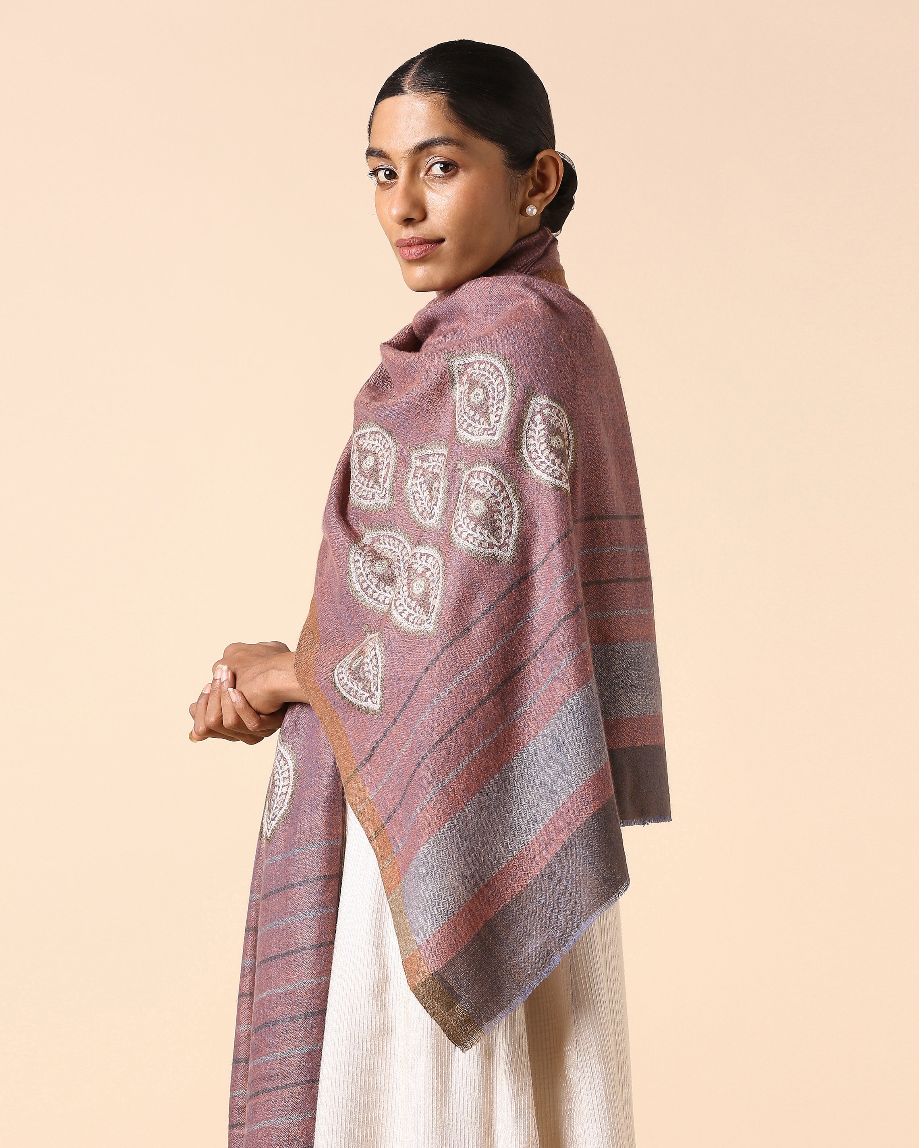 Daneen Kashmir Sozni Embroidery Pashmina Stole
