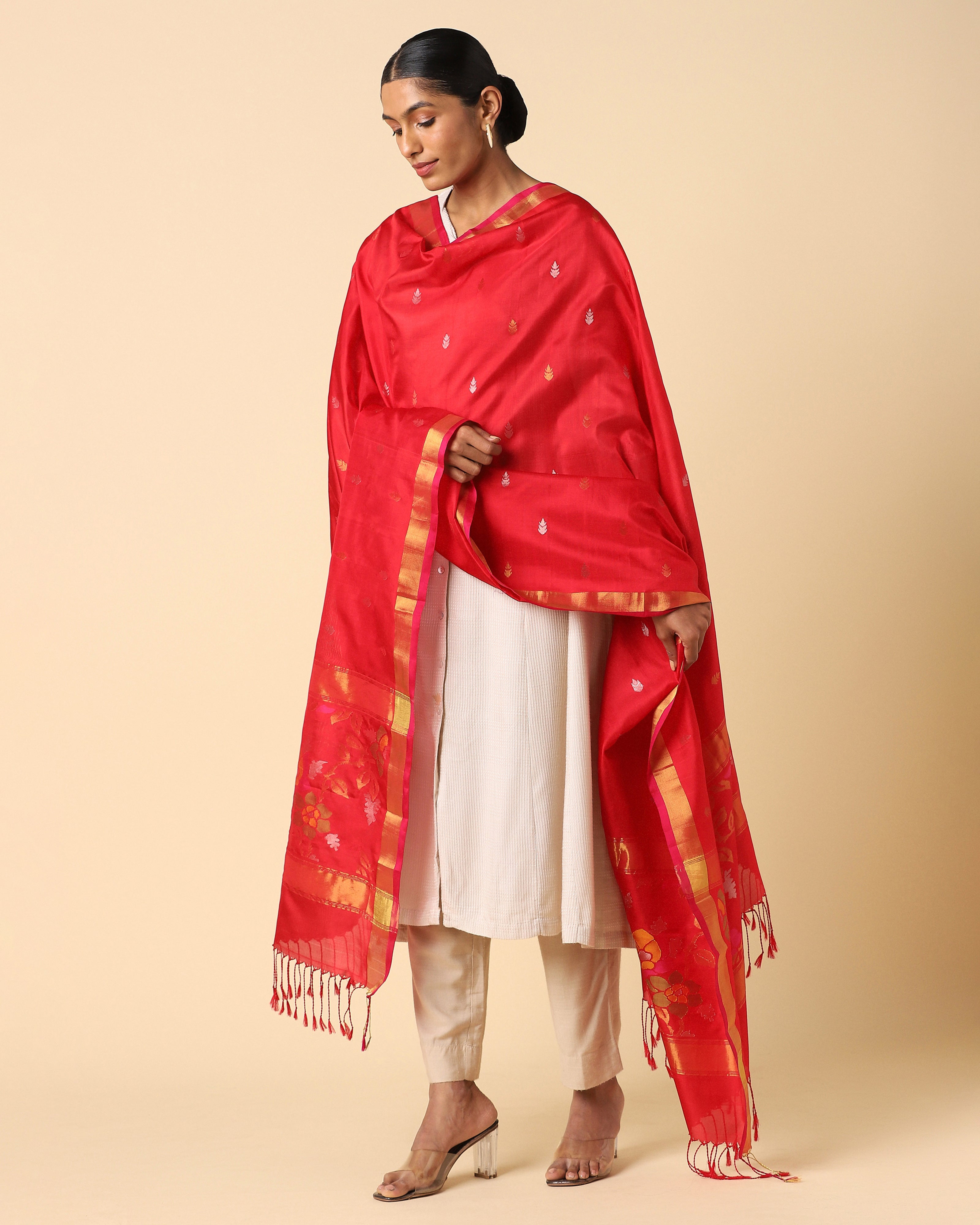 Samhidha Uppada Jamdani Silk Dupatta
