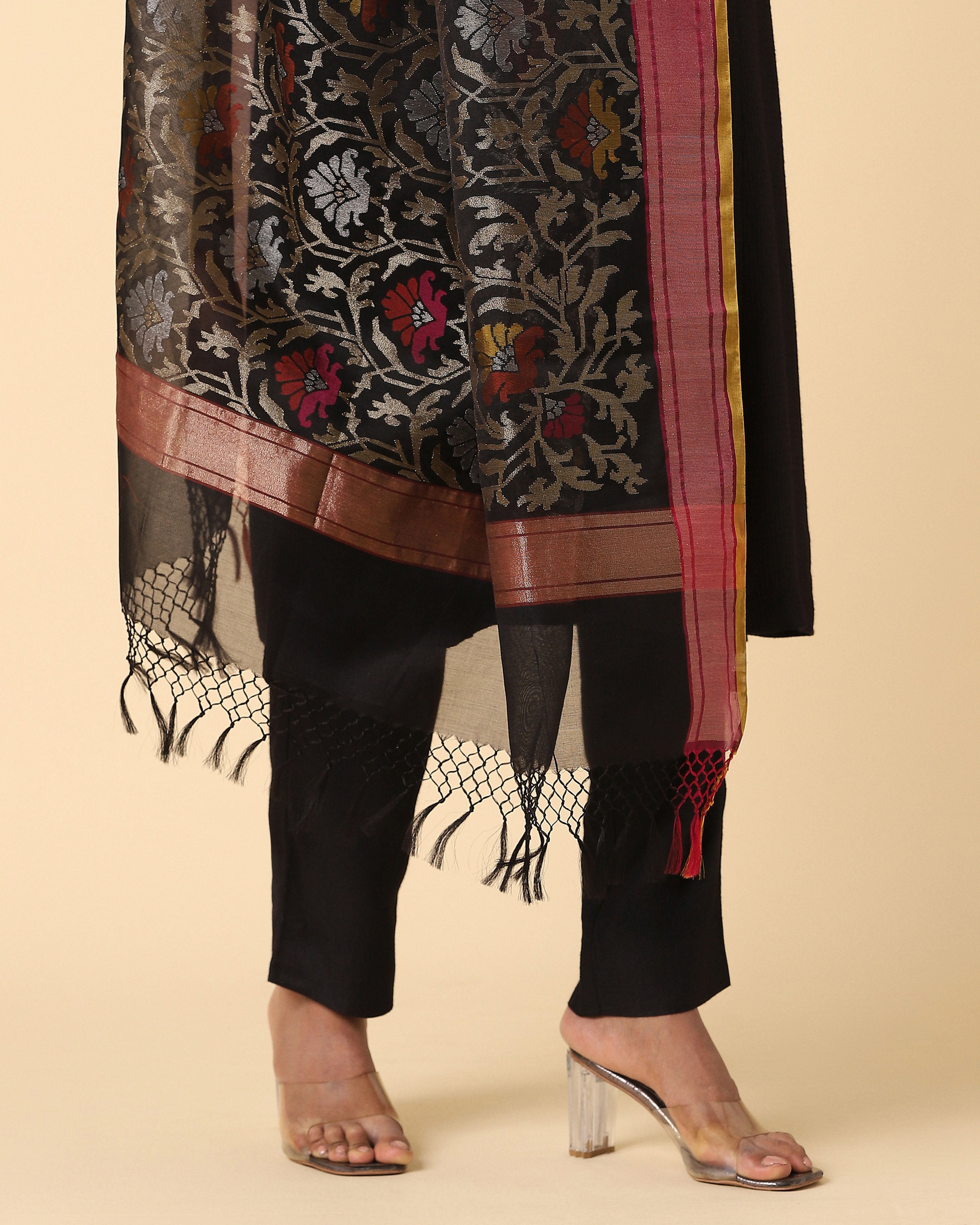 Laksh Banarasi Jamdani Silk Cotton Dupatta