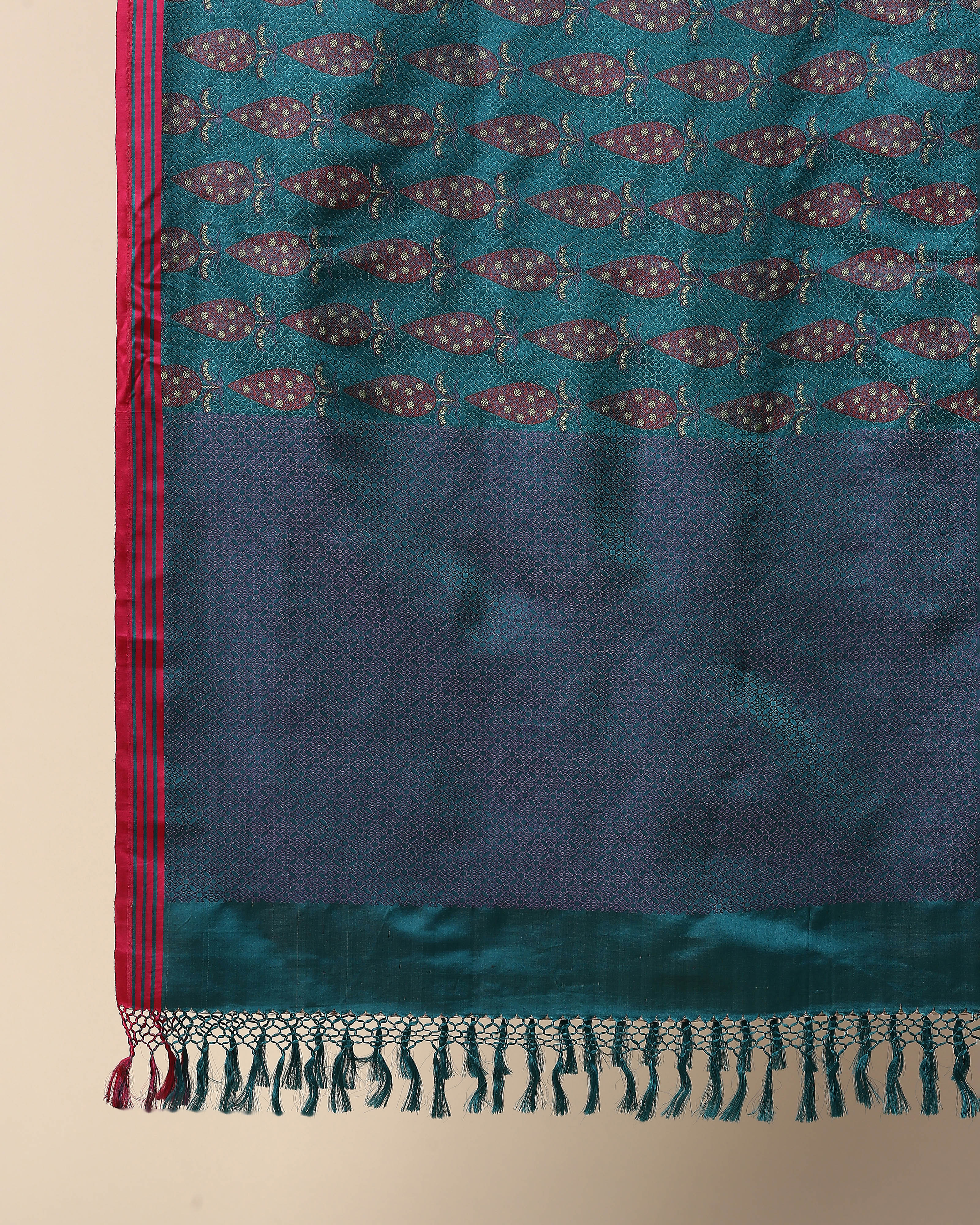 Abirah Banarasi Tanchoi Silk Dupatta