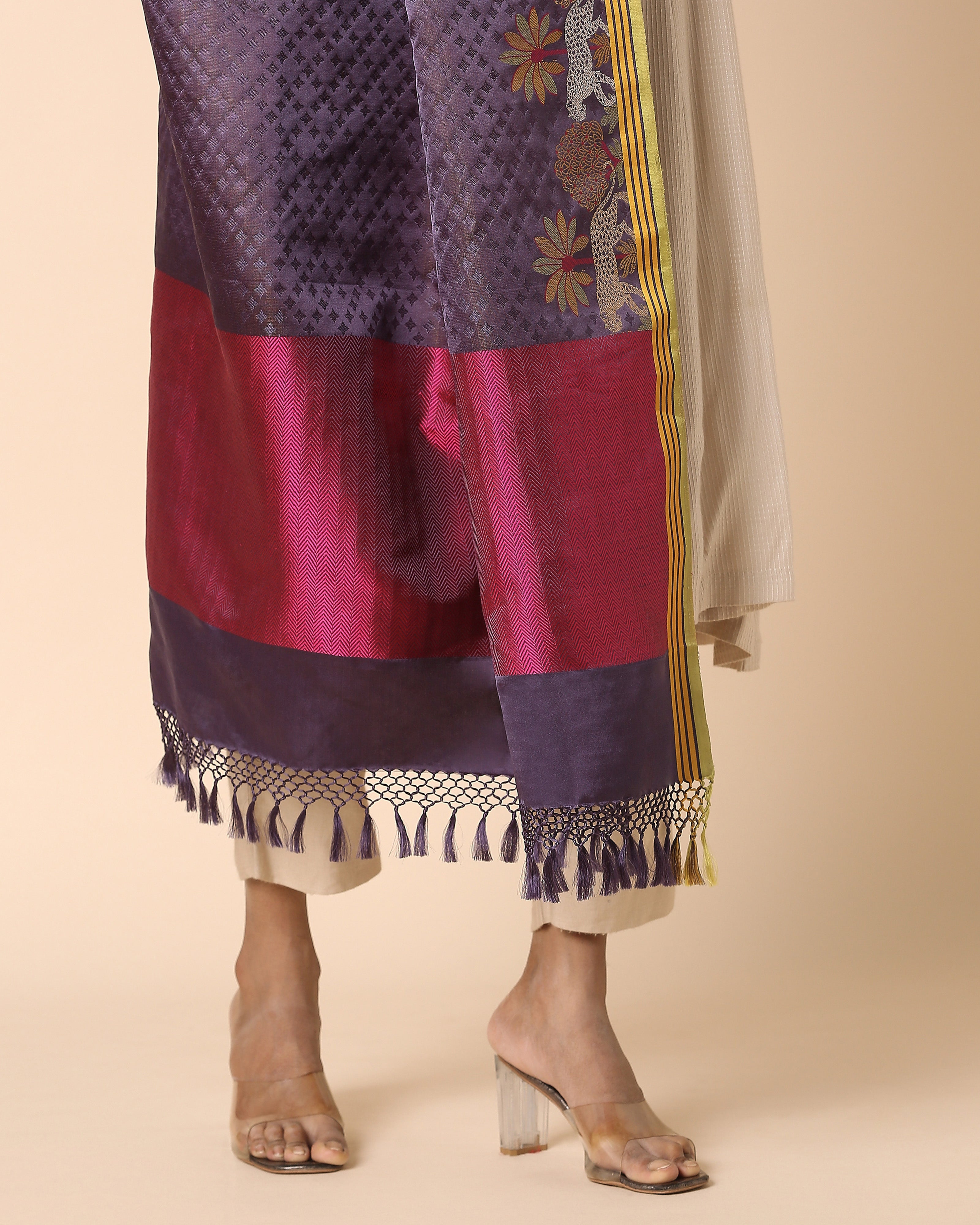 Minha Banarasi Tanchoi And Kadwa Silk Dupatta