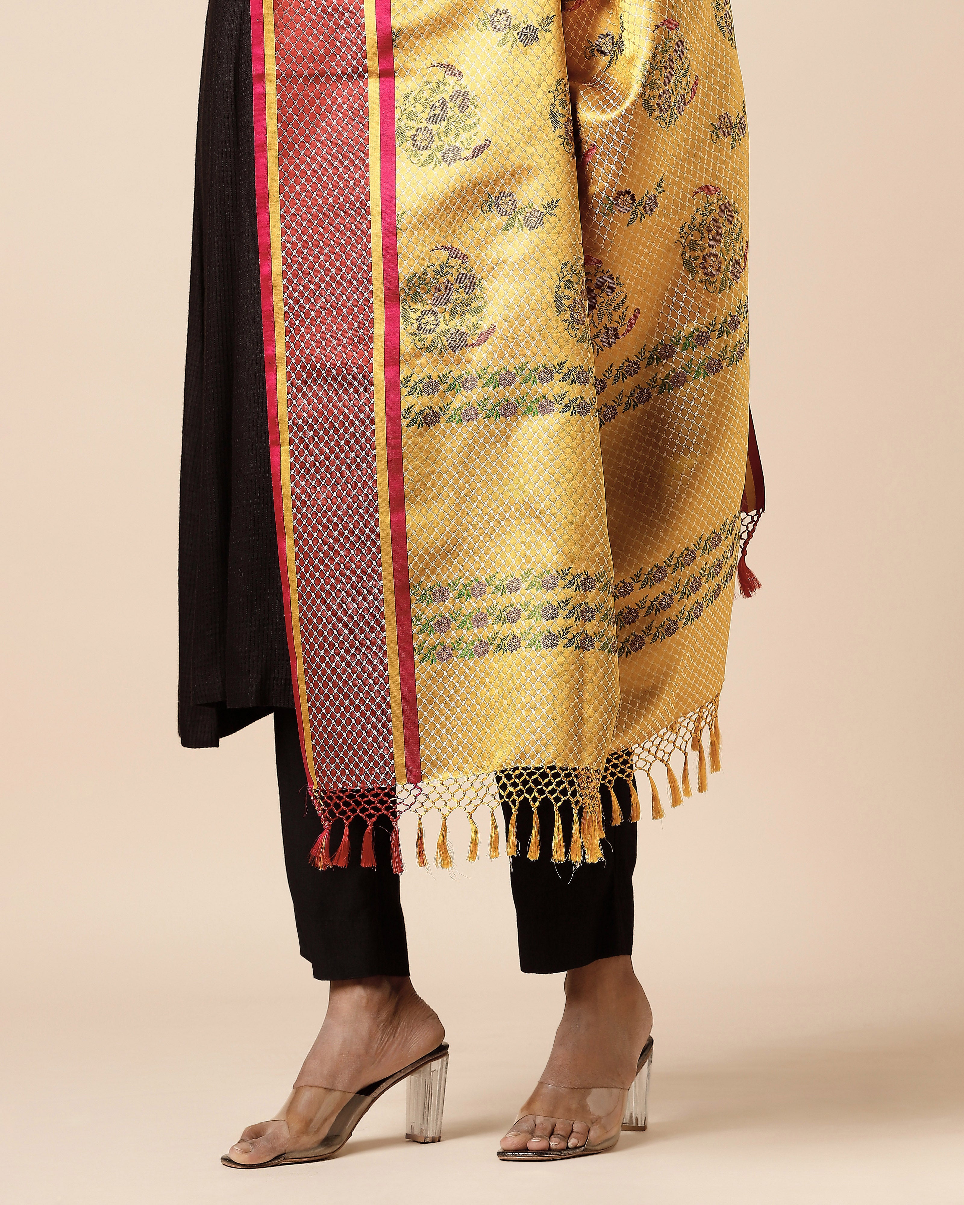 Raechal Banarasi Tanchoi Silk Dupatta