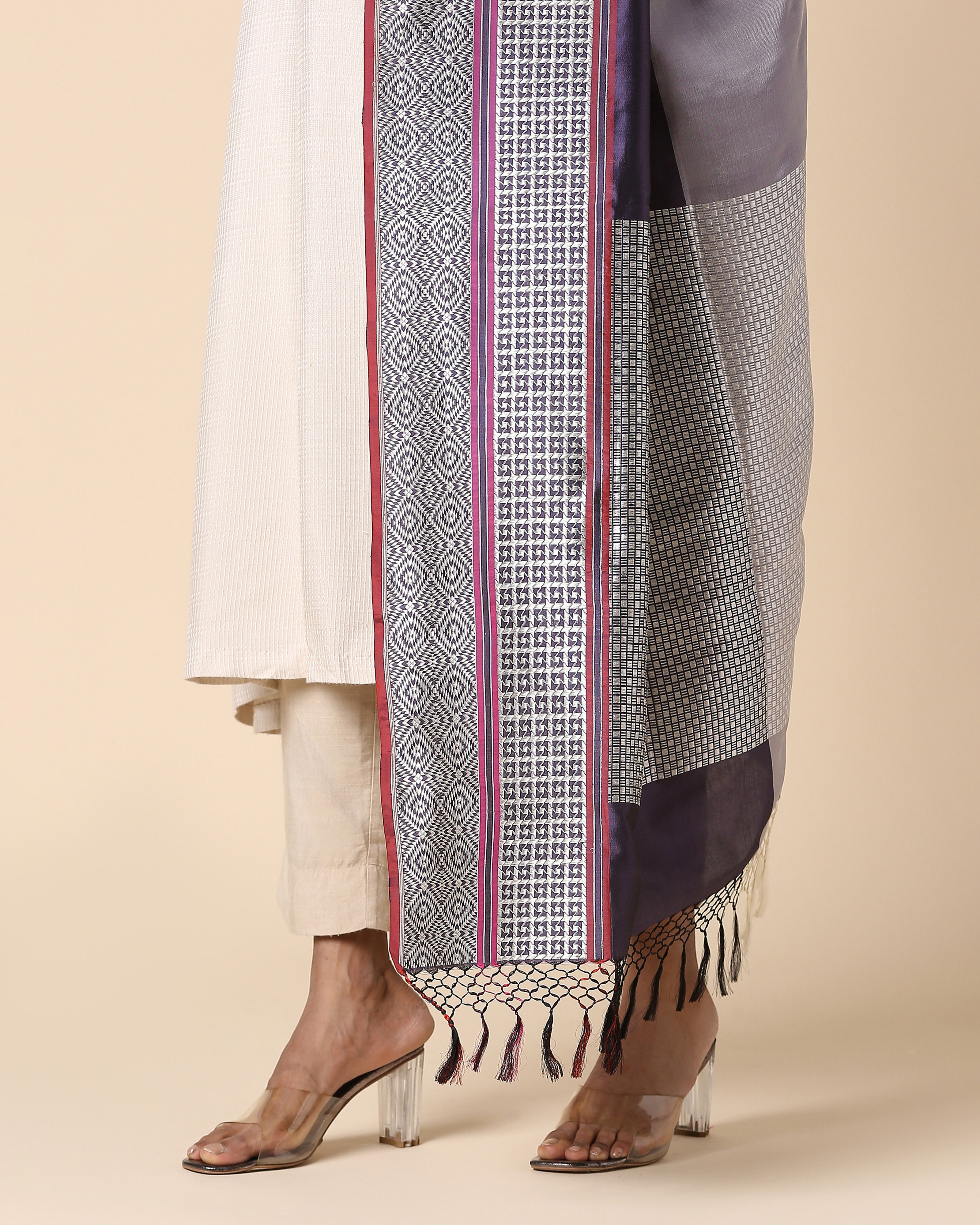 Jasna Banarasi Kadwa Silk Dupatta
