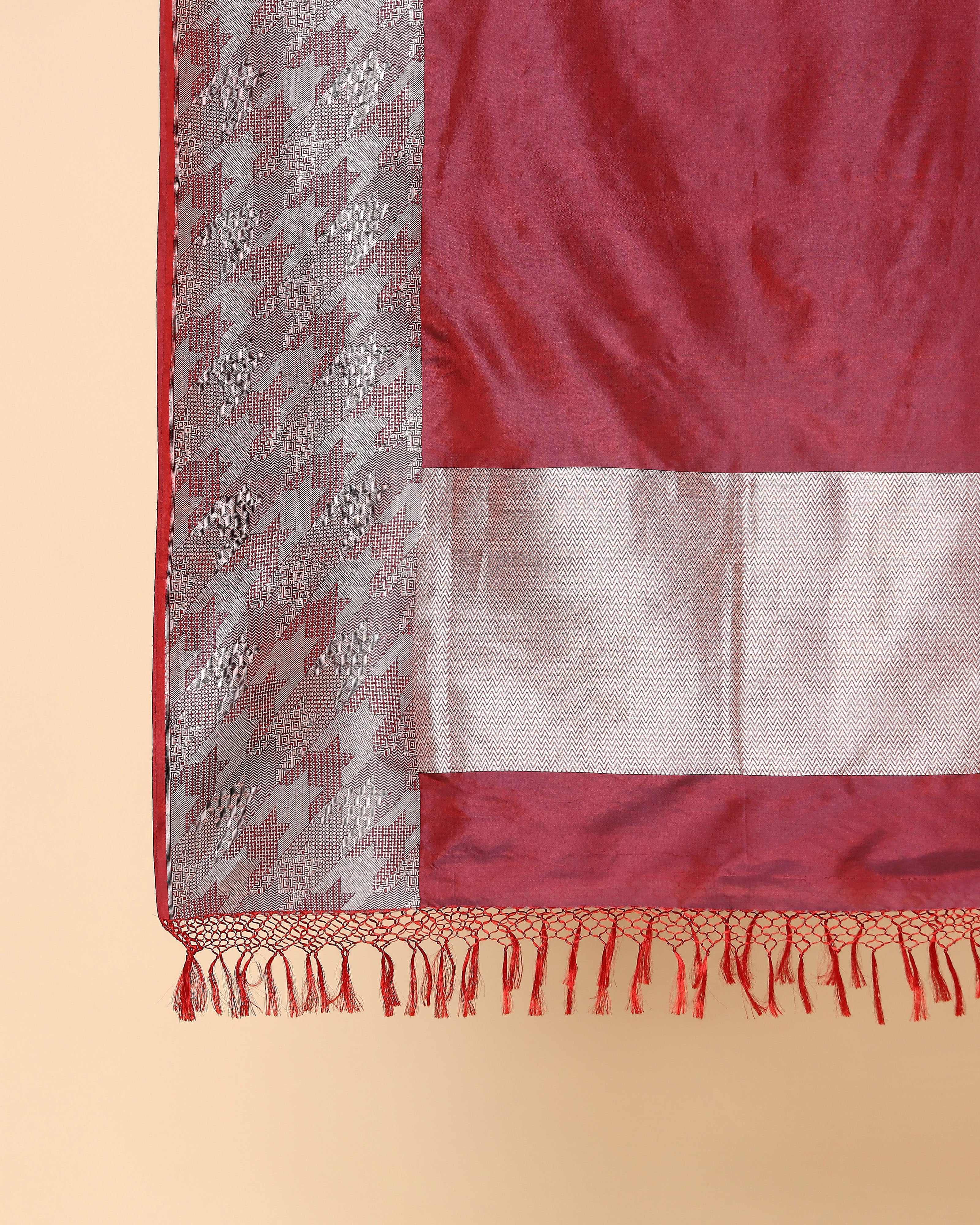 Unmani Banarasi Kadwa Silk Dupatta