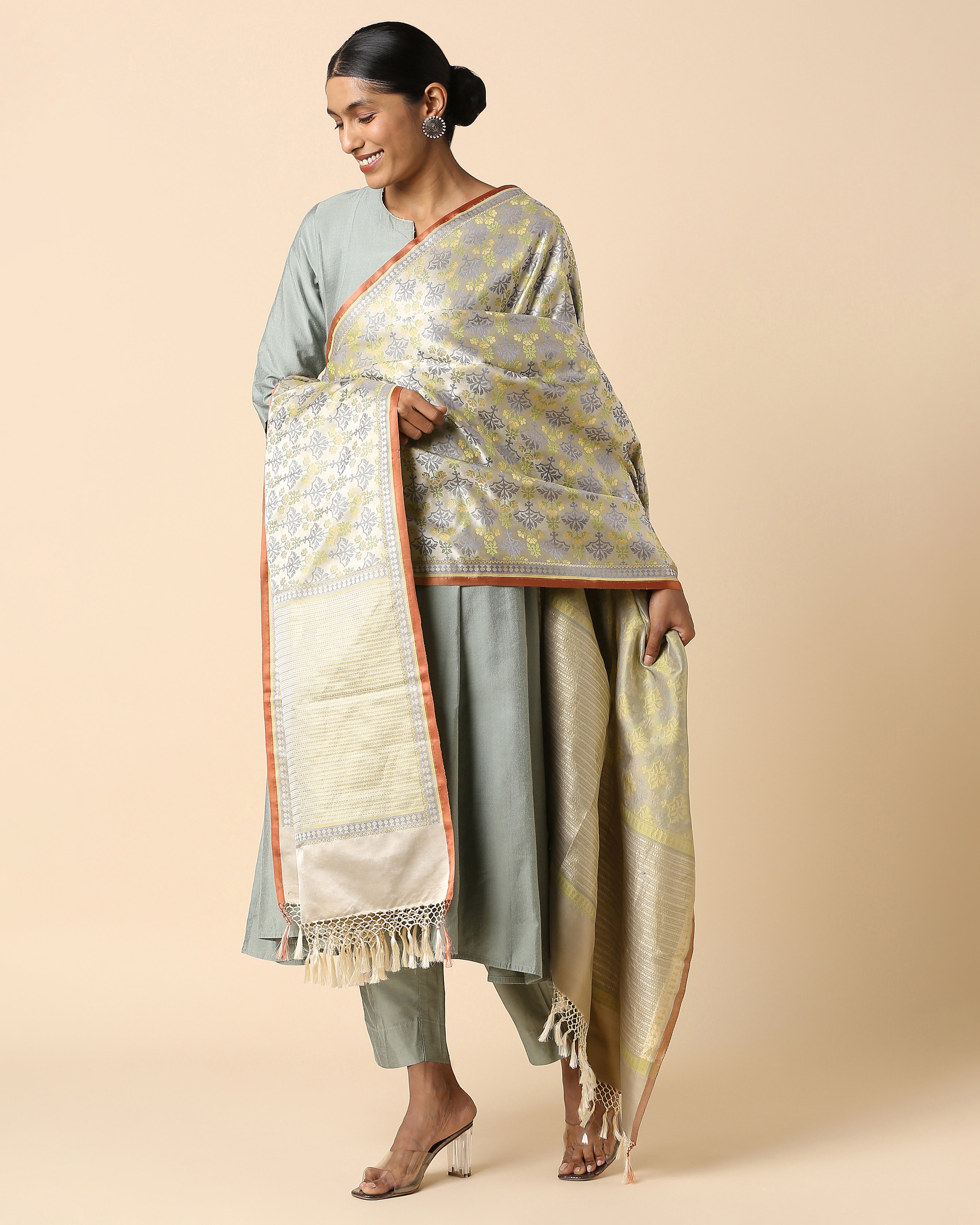 Yalinaa Banarasi Tanchoi Silk Dupatta