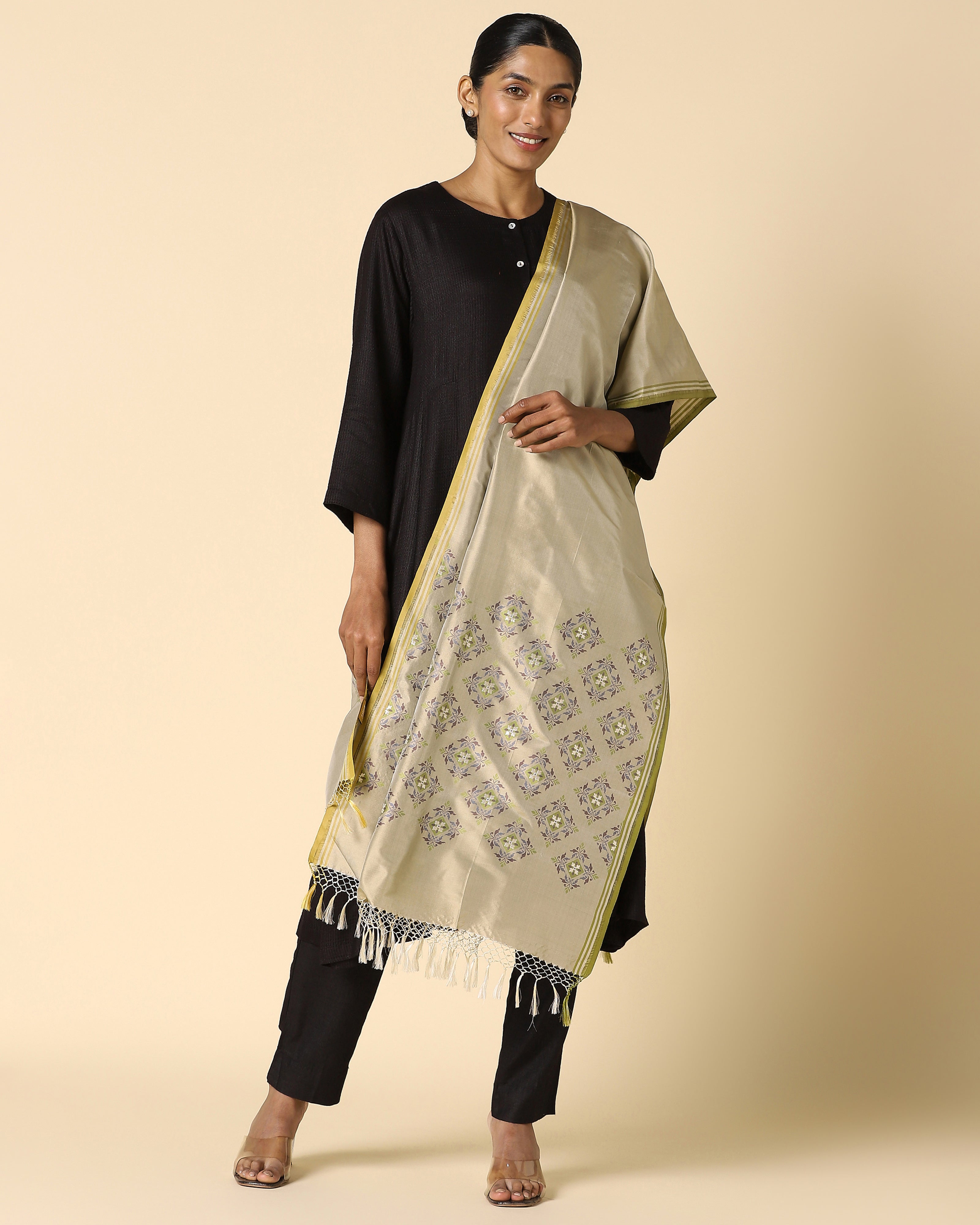 Badhia Banarasi Cutwork Silk Dupatta